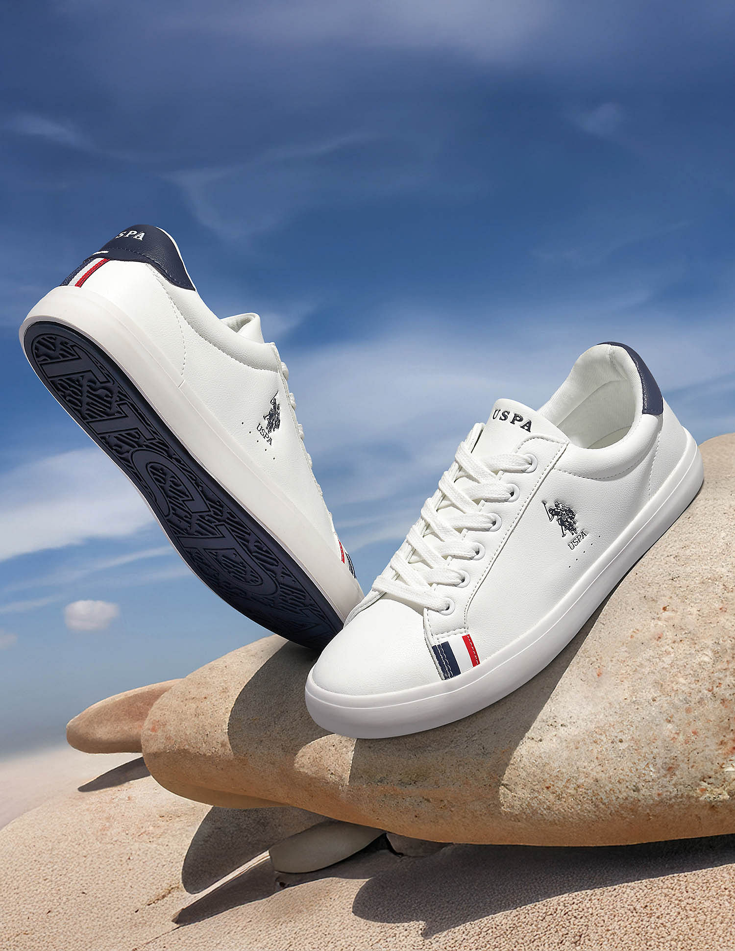 U.S. Polo Assn. Men Aryn 2.0 Colour Blocked Sneakers