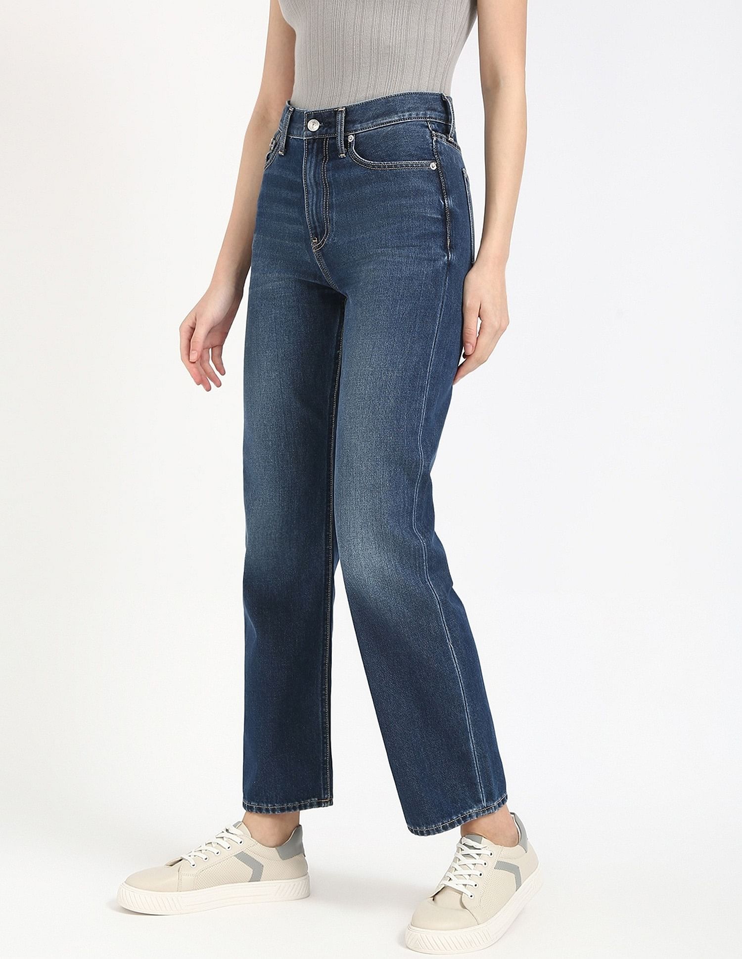 Calvin Klein Jeans Womens Whiskered Straight Fit Jeans