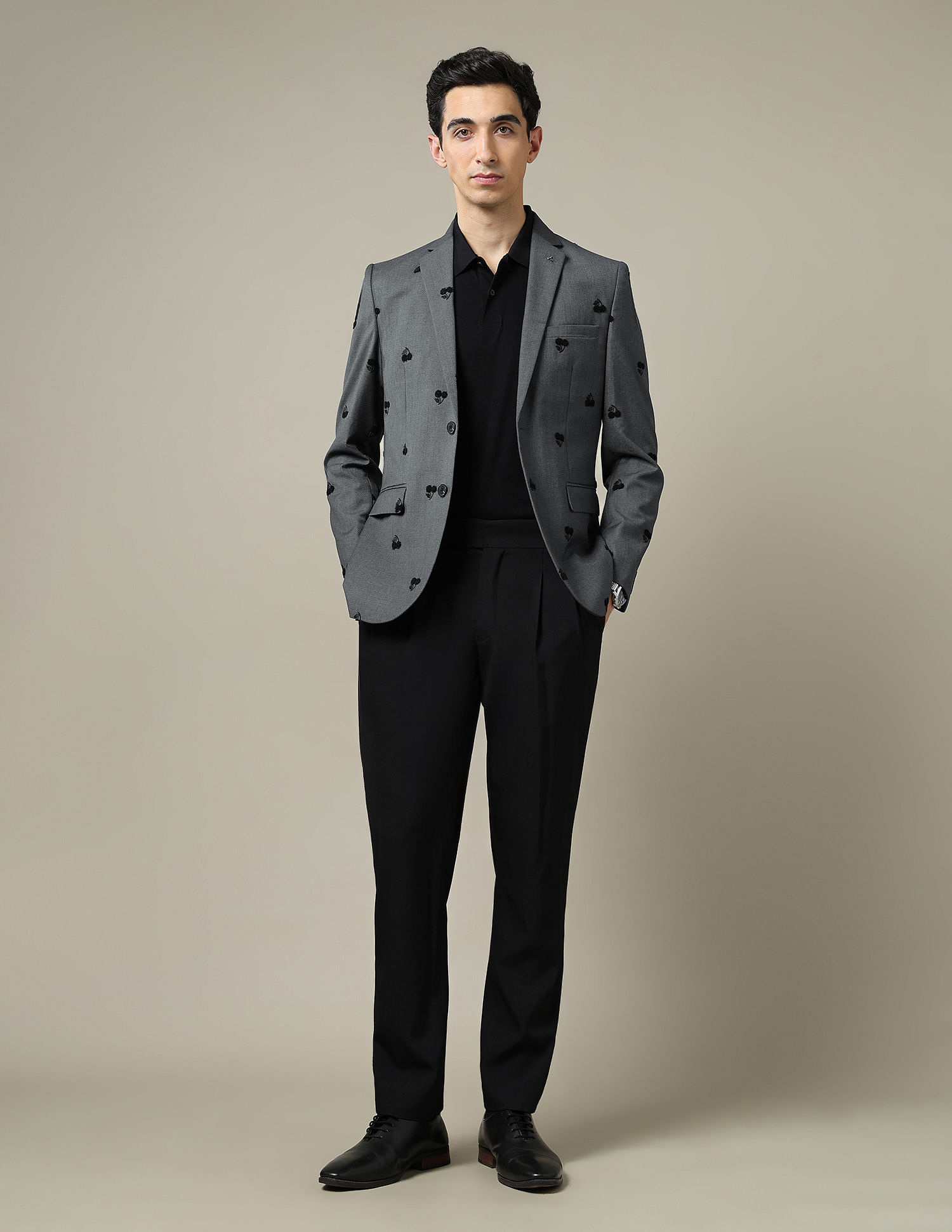 Arrow Embroidered Tailored Fit 1851 Blazer