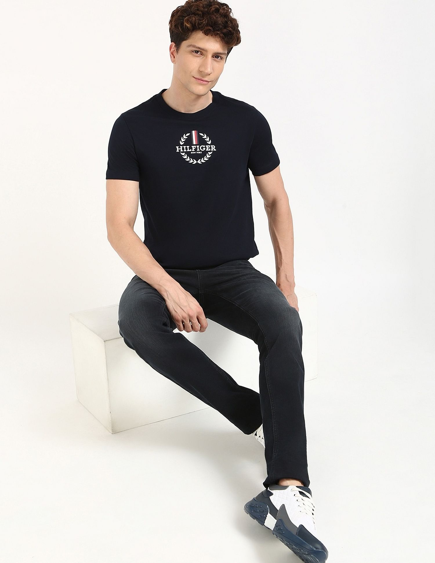 Tommy Hilfiger Logo Regular-Fit Cotton T-Shirt