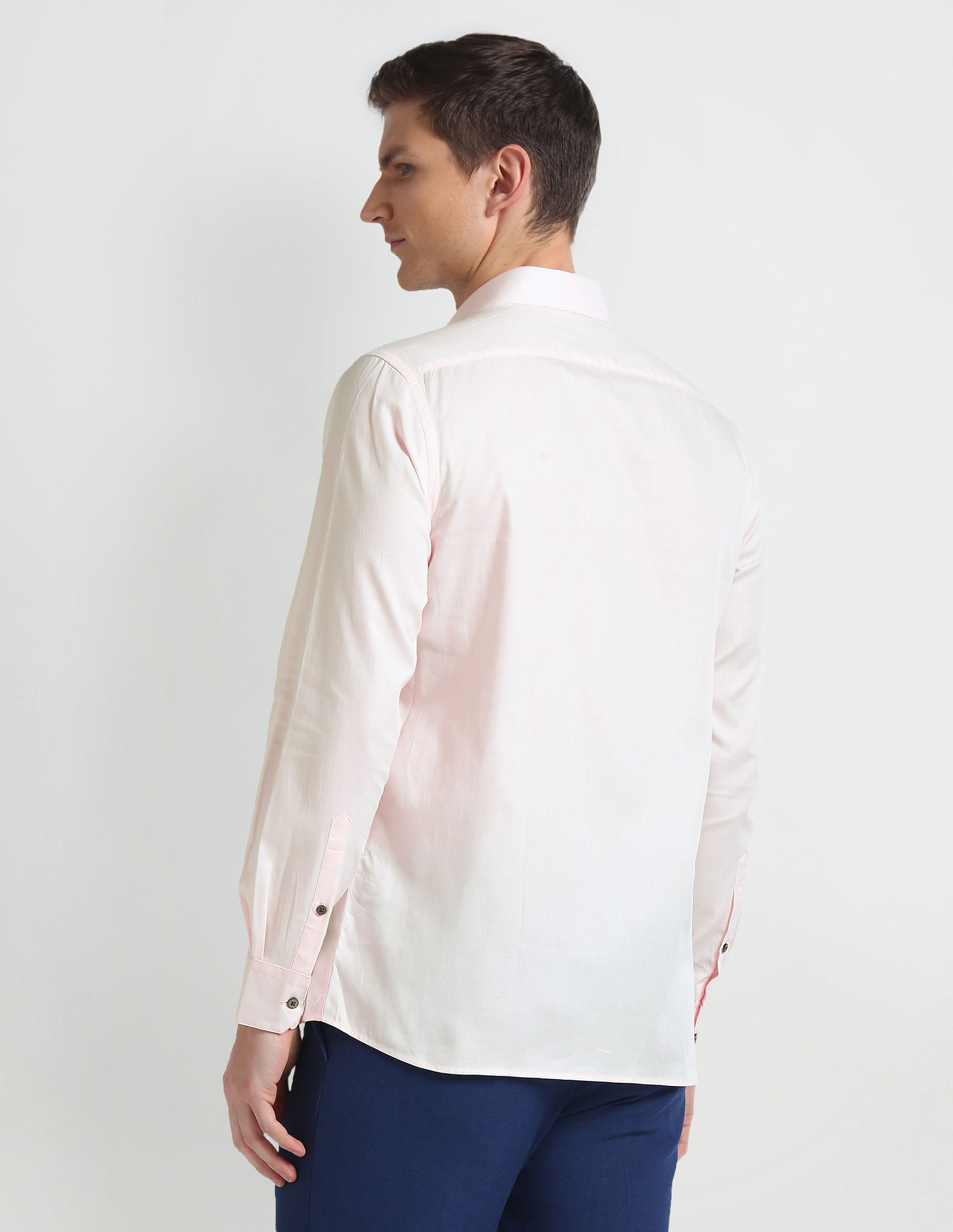 Arrow Manhattan Slim Fit Cotton Shirt