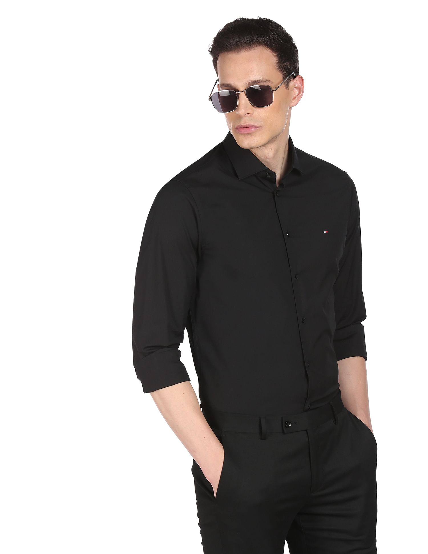 Tommy Hilfiger Men Black Mitered Cuff Solid Slim Fit Formal Shirt