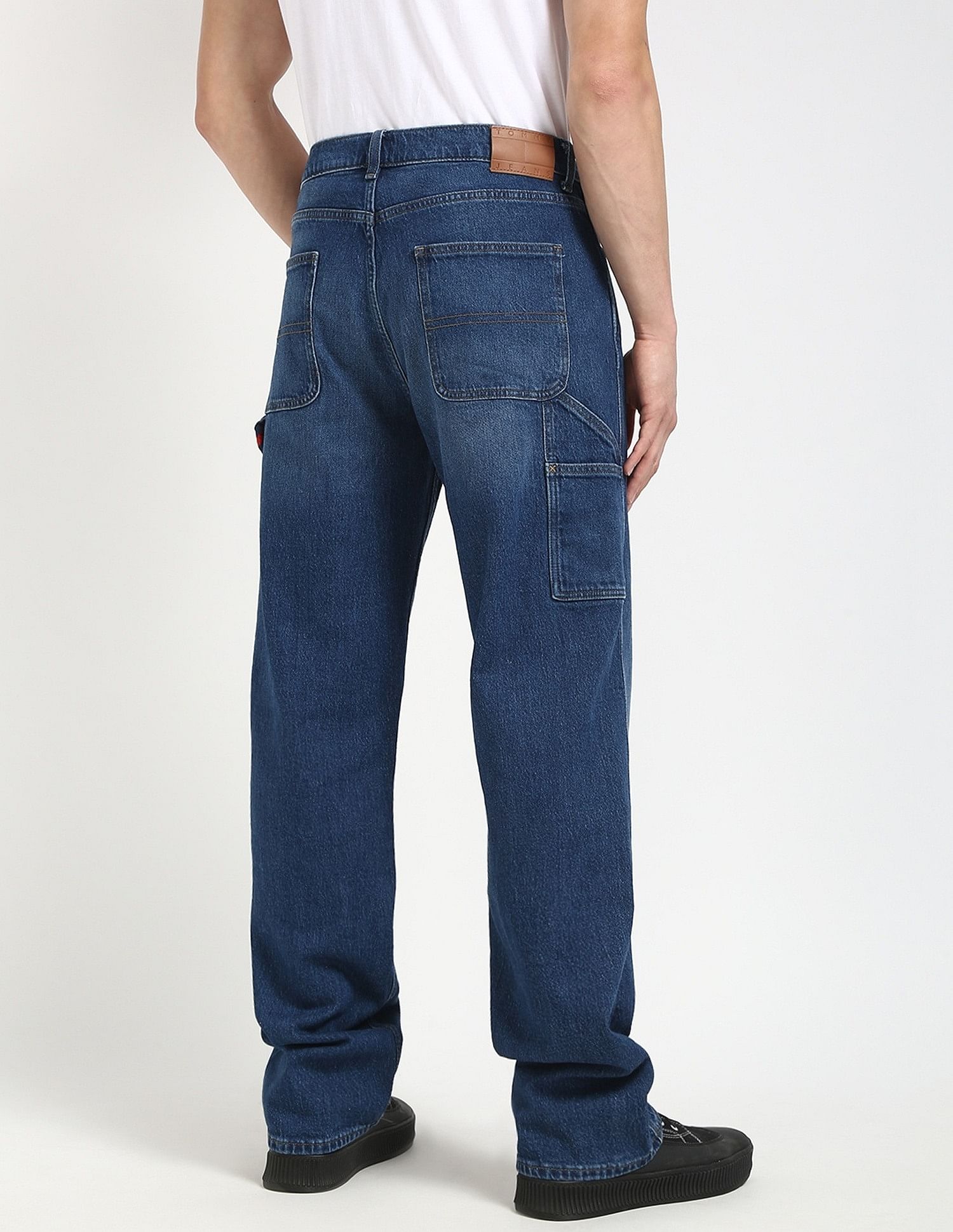 Tommy Hilfiger Light-Wash Loose Straight-Fit Low-Rise Jeans