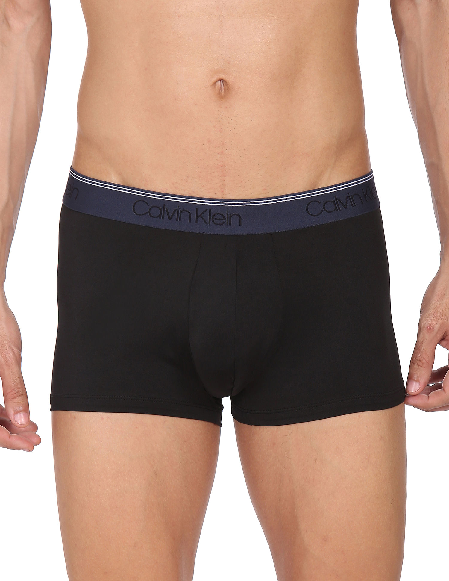 Buy Calvin Klein Underwear Men Black Contrast Waistband Low Rise Trunks -  Pack Of 3 - NNNOW.com