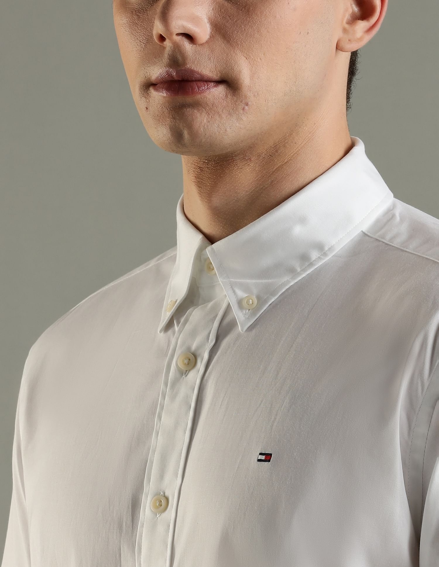 Tommy Hilfiger Solid Regular Fit Cotton Shirt
