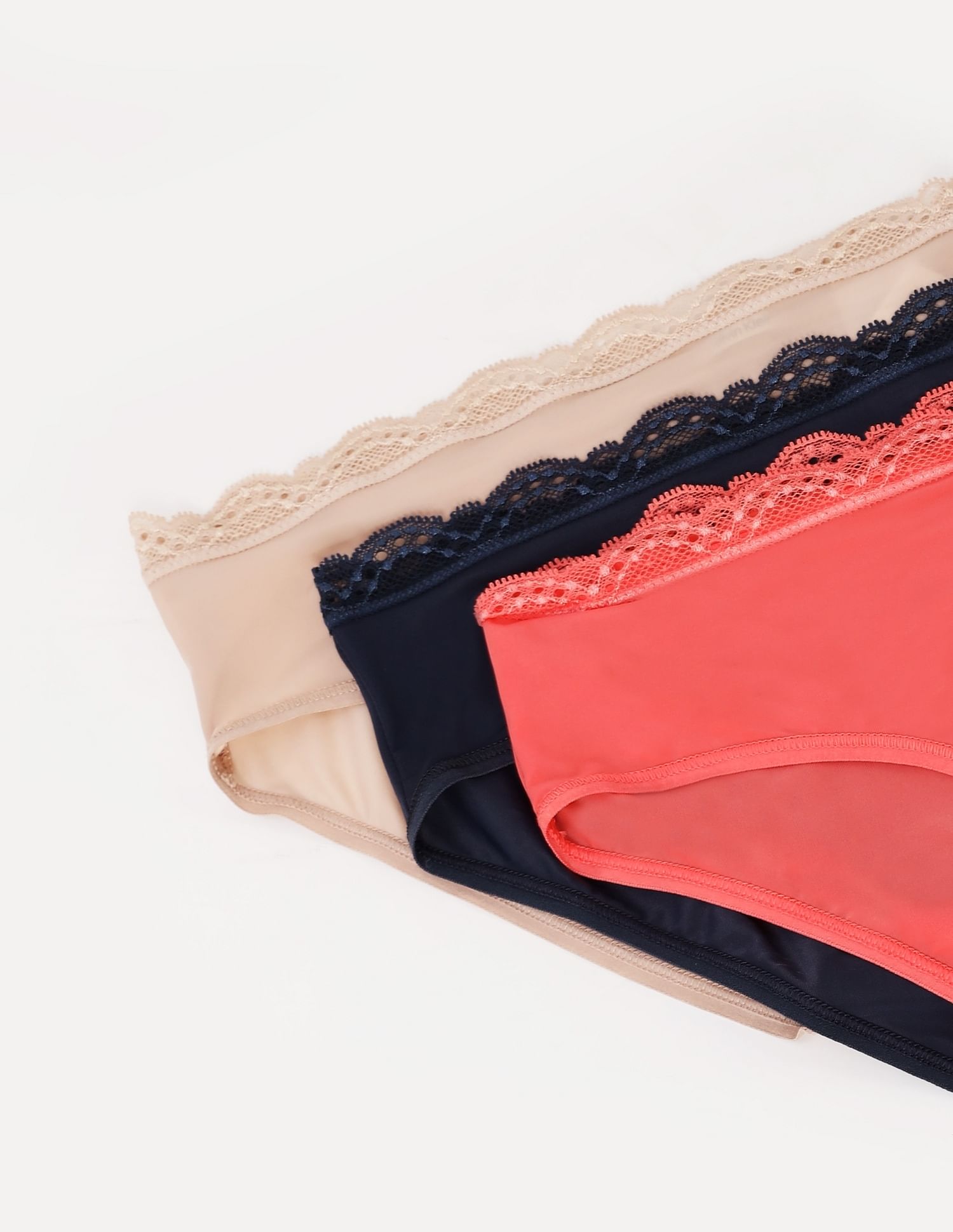 Calvin Klein Underwear Solid Multi Low Rise Hipster - Pack Of - 3