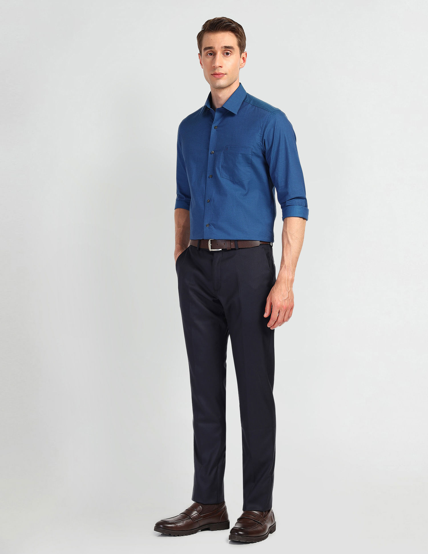 Arrow Manhattan Slim Fit Cotton Shirt