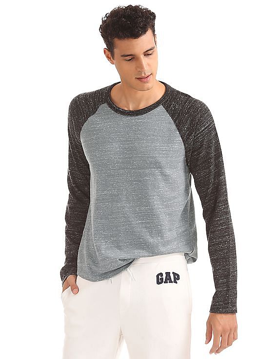 Gap baseball clearance shirt