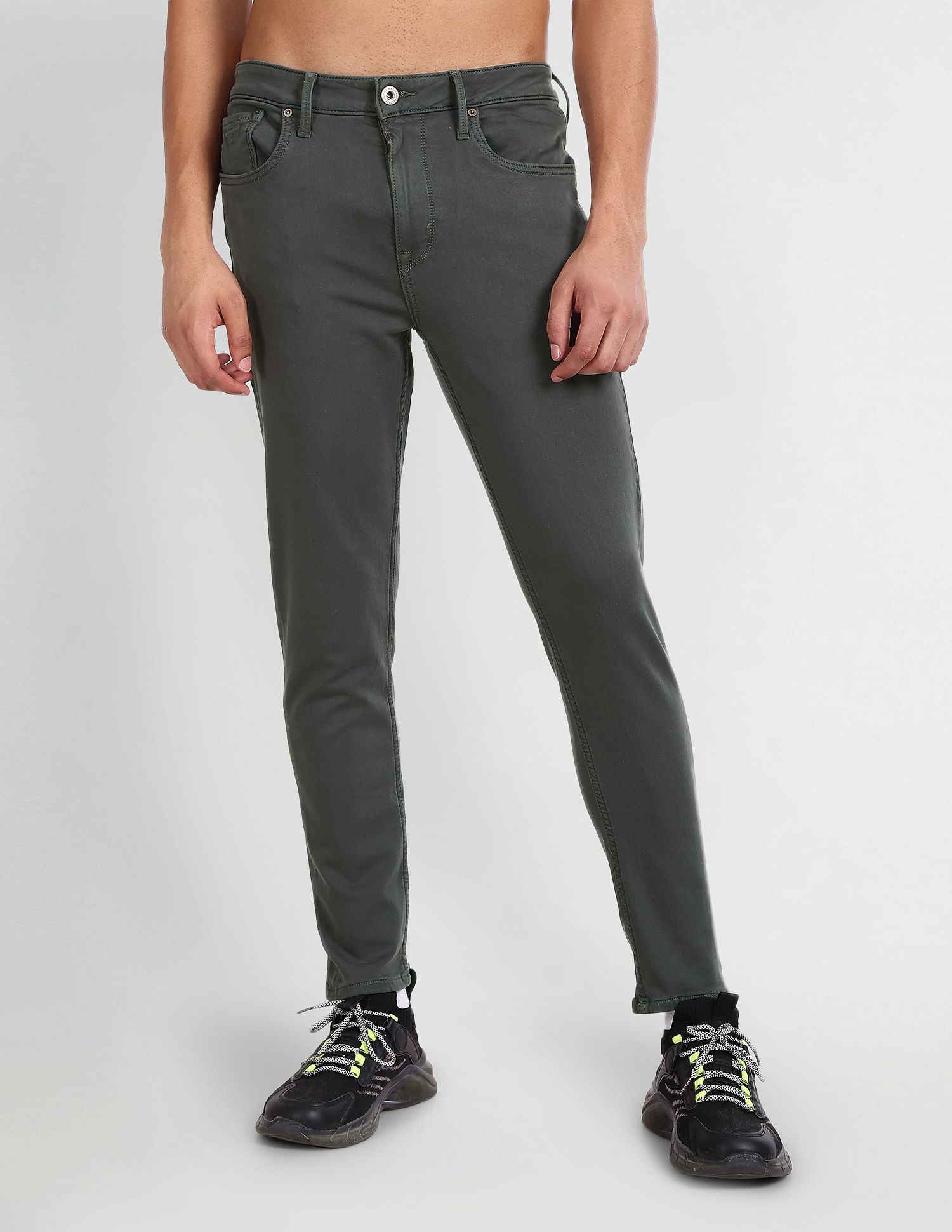 Flying Machine Relax Tapered Fit Mid Rise Jeans
