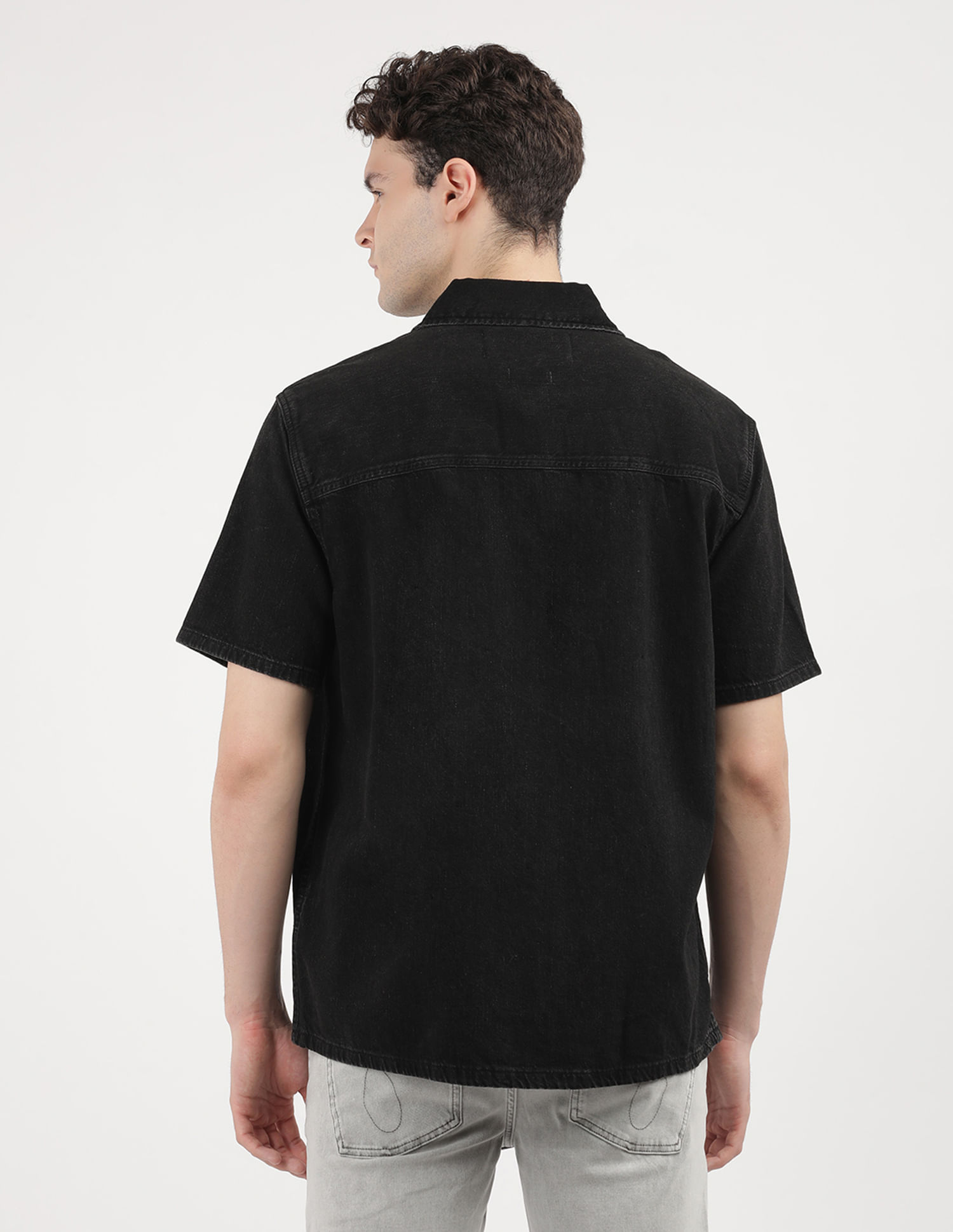 美品⭐︎CK JEANS Men's Relaxed Fit DenimShirt Buy Calvin Klein Jeans Camp Denim Relaxed Fit Shirt - NNNOW.com