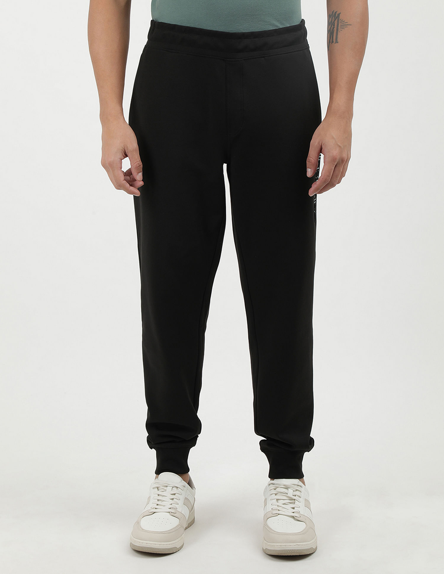 Calvin Klein Jeans Comfort Slim Solid Joggers