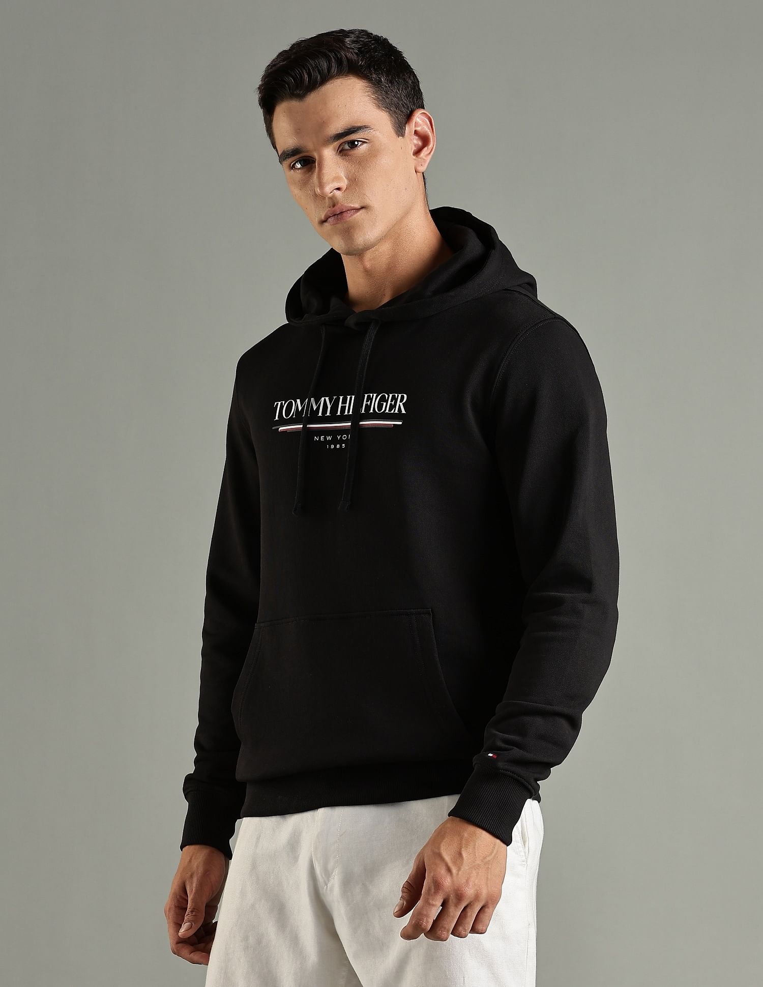 Tommy Hilfiger Logo Regular Fit Cotton Sweatshirt