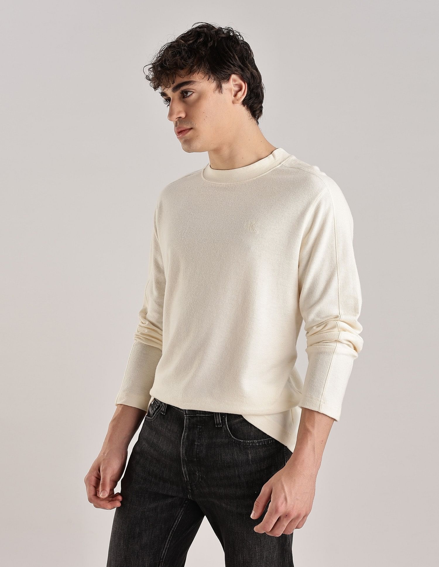 Calvin Klein Jeans Solid Regular-Fit Cotton T-Shirt