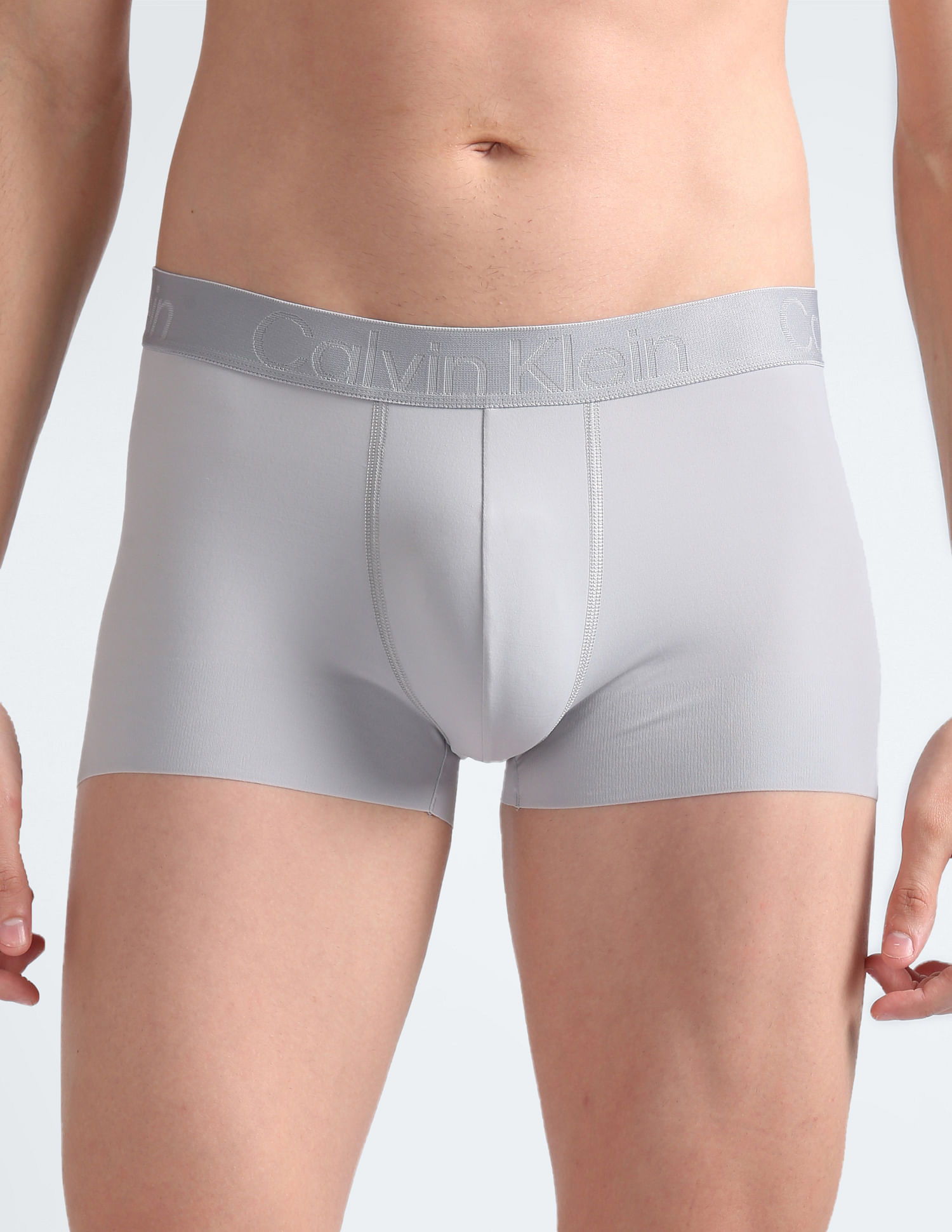 Buy Calvin Klein Underwear Low Rise Microfibre Trunks - NNNOW.com