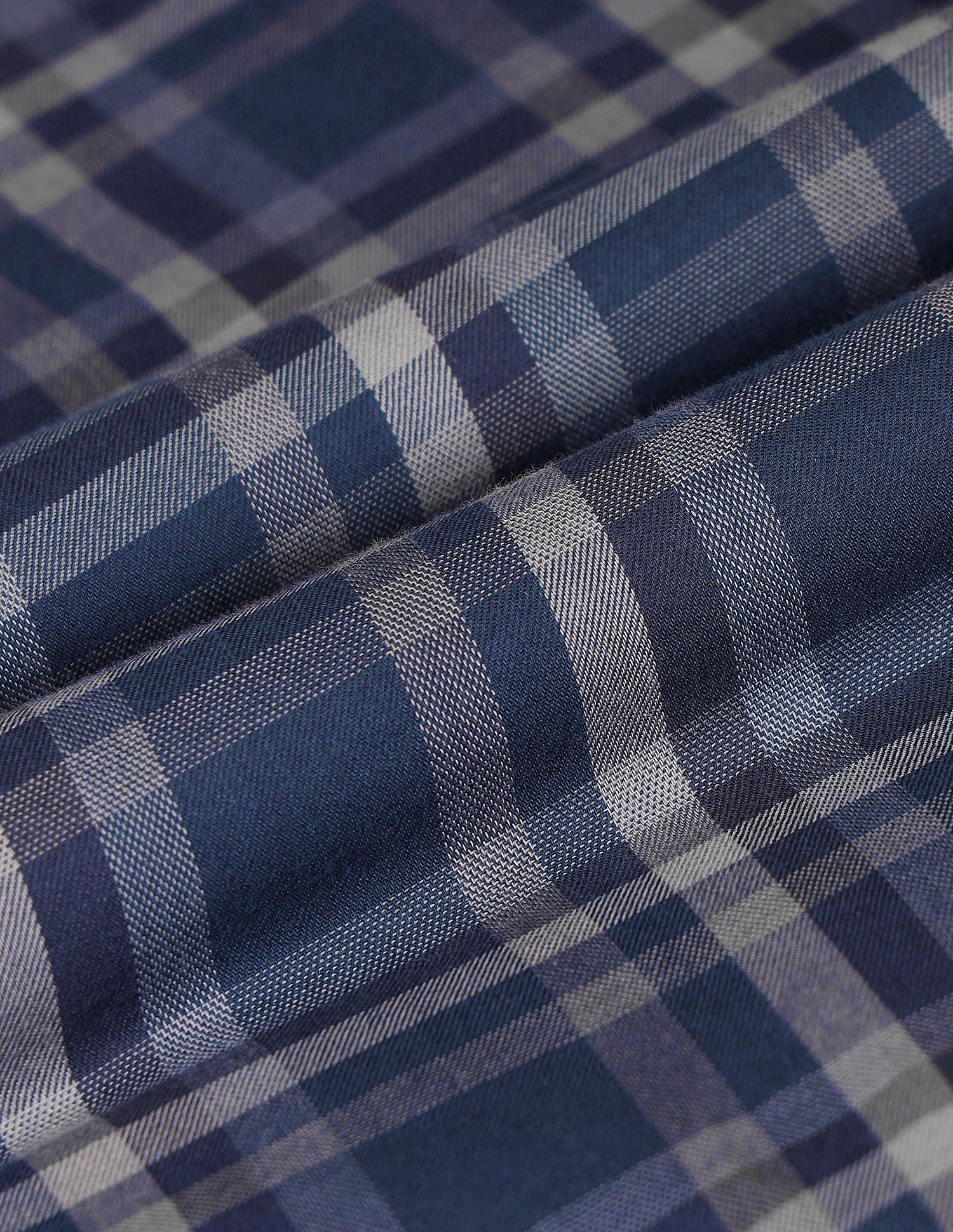 Arrow Sport Slim Fit Twill Shirt