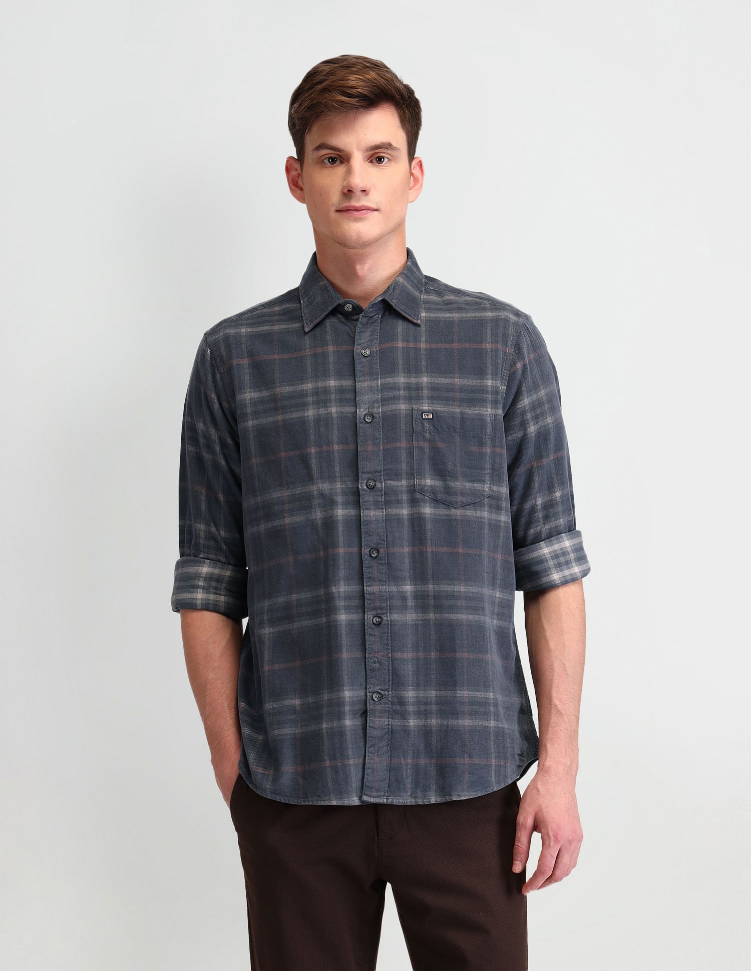 Arrow Sport Tailored Fit Lightweight Corduroy Shirt