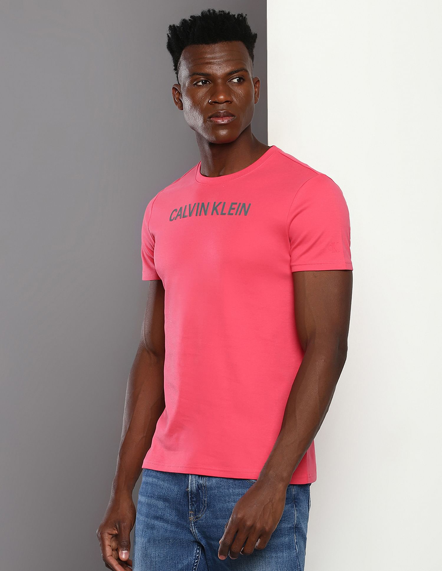 Buy Calvin Klein Jeans Pure Cotton Slim Fit T Shirt NNNOW