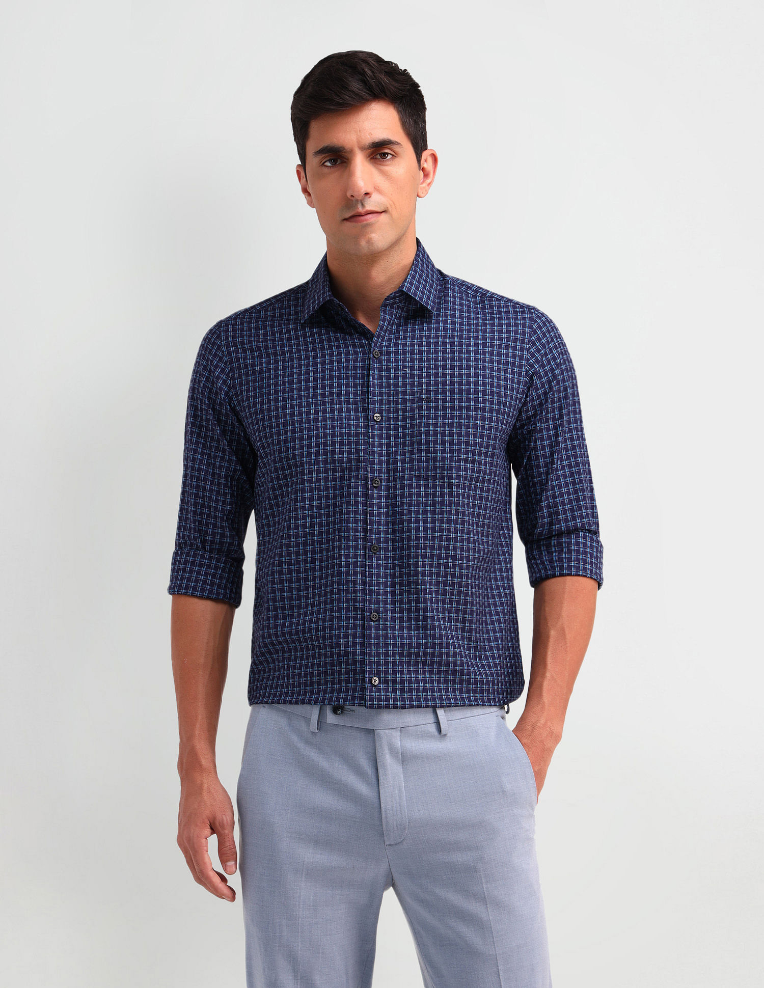 Arrow Pure Cotton Manhattan Slim Fit Shirt