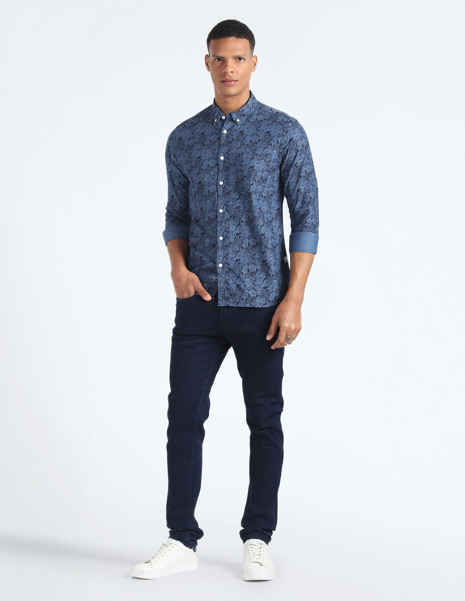 Flying Machine Button-Down Collar Floral Shirt