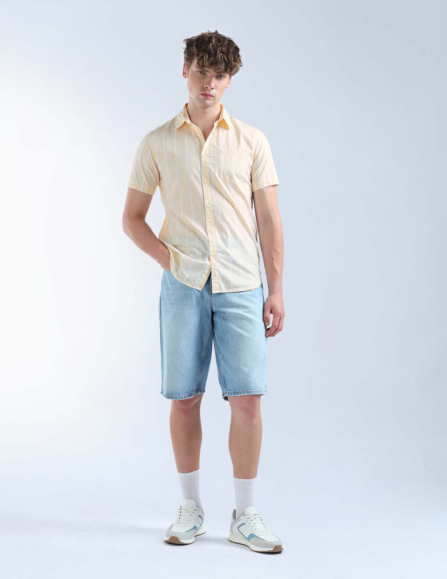Flying Machine Manhattan Slim Fit Vertical Striped Shirt