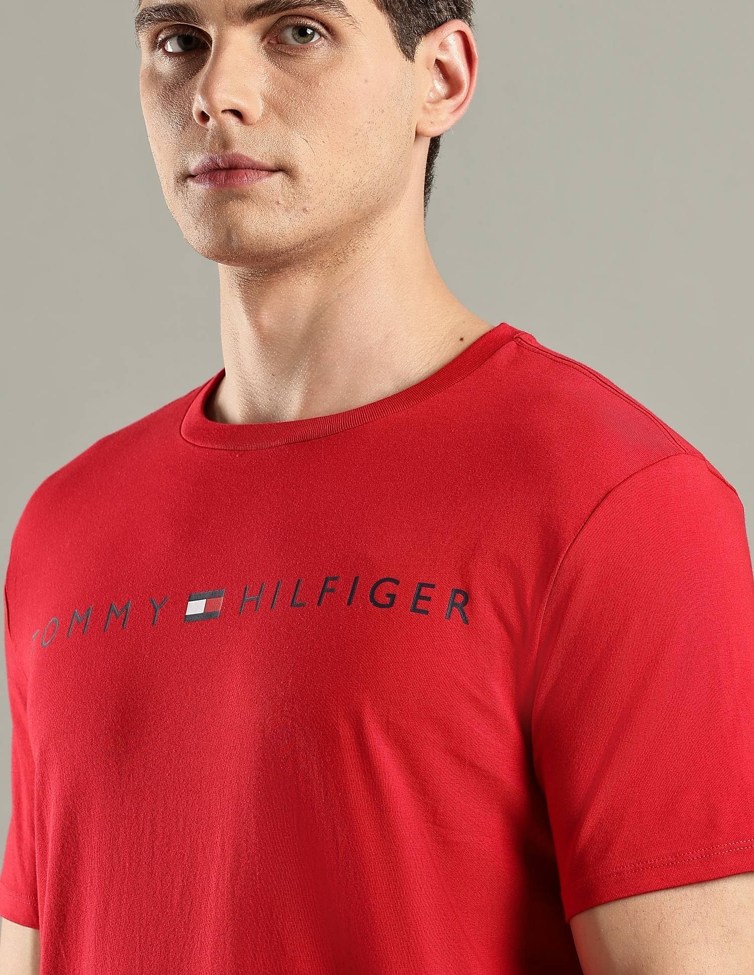 Tommy Hilfiger Logo Regular-Fit Cotton T-Shirt