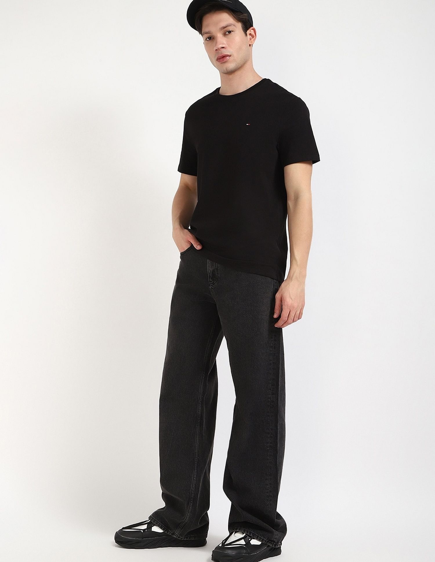 Tommy Hilfiger Solid Regular-Fit Cotton T-Shirt