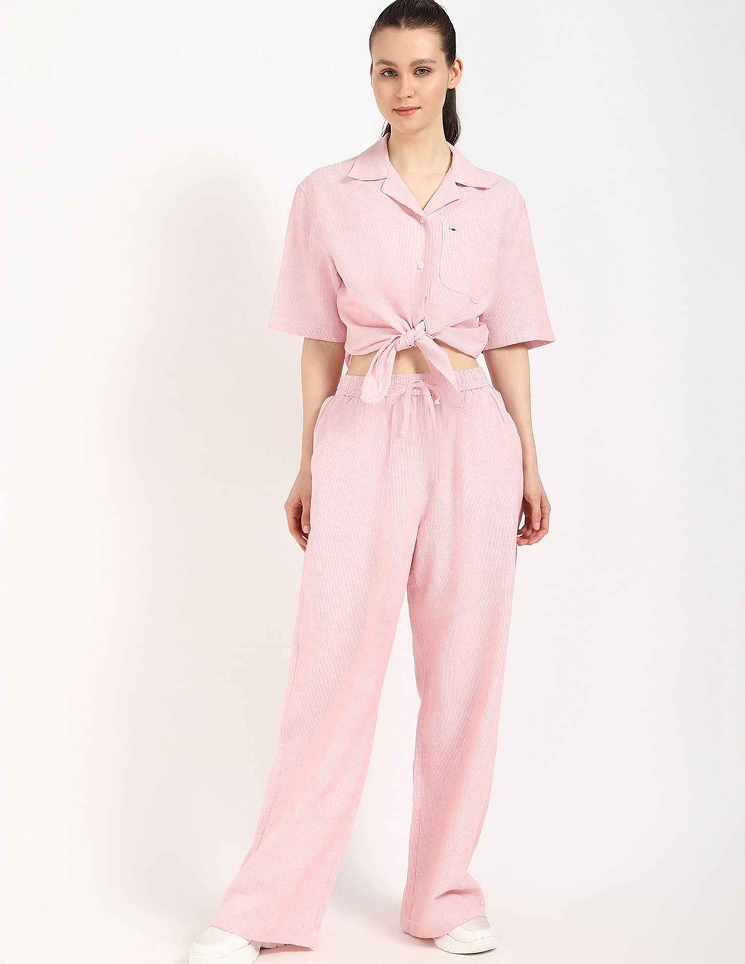 Tommy Hilfiger Solid Cropped Shirt
