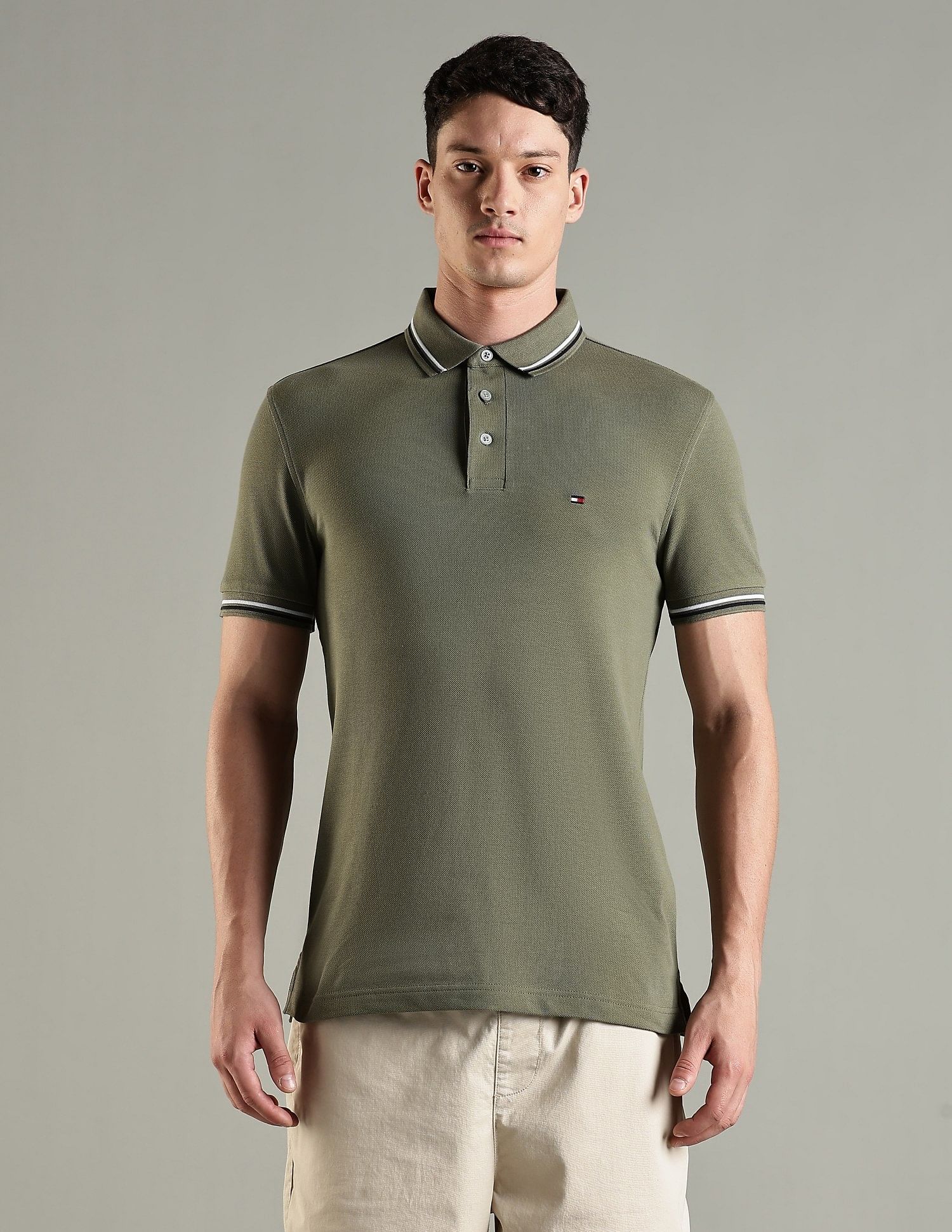 Tommy Hilfiger Kids Solid Slim Fit Cotton Polo T-Shirt
