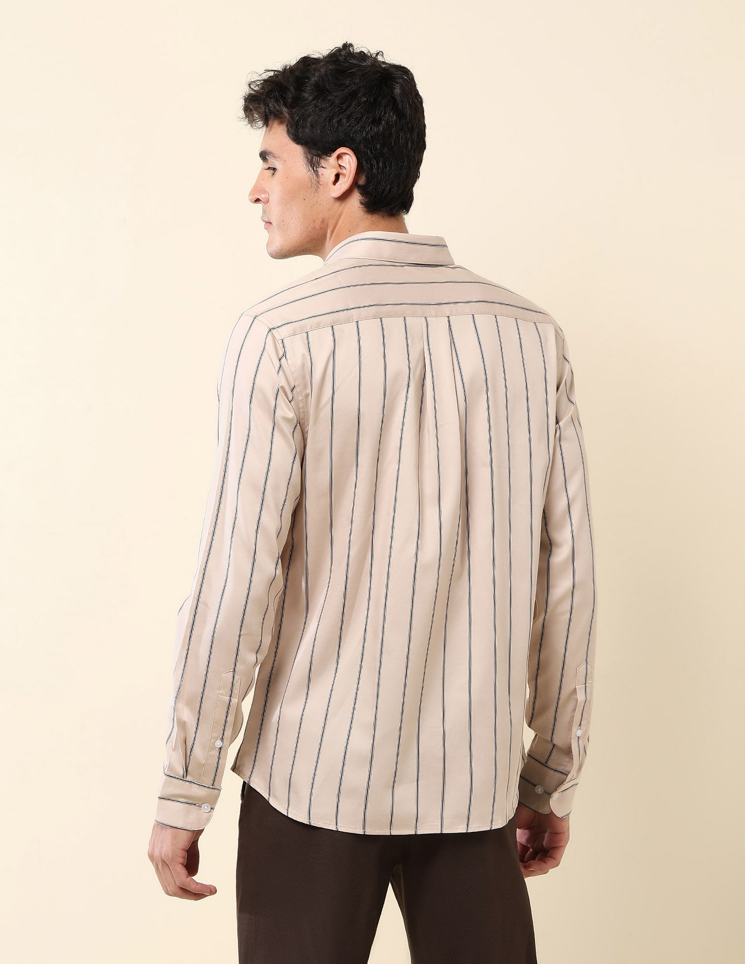 U.S. Polo Assn. Vertical Striped Tailored Fit Shirt