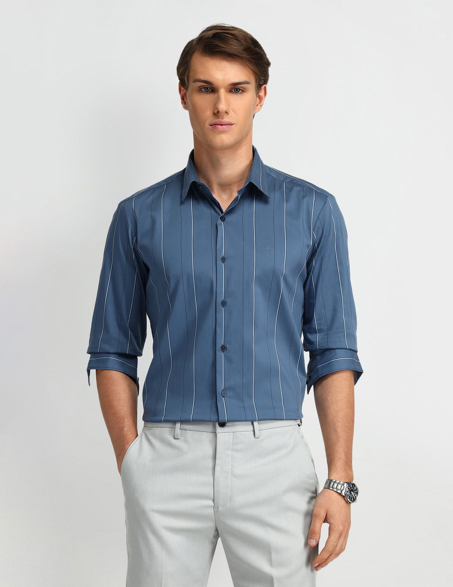 Arrow Newyork Manhattan Slim Fit Vertical Striped Shirt
