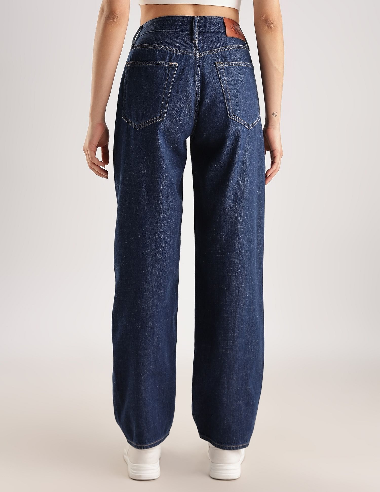 Calvin Klein Jeans Cotton Straight-Fit High Rise Jeans