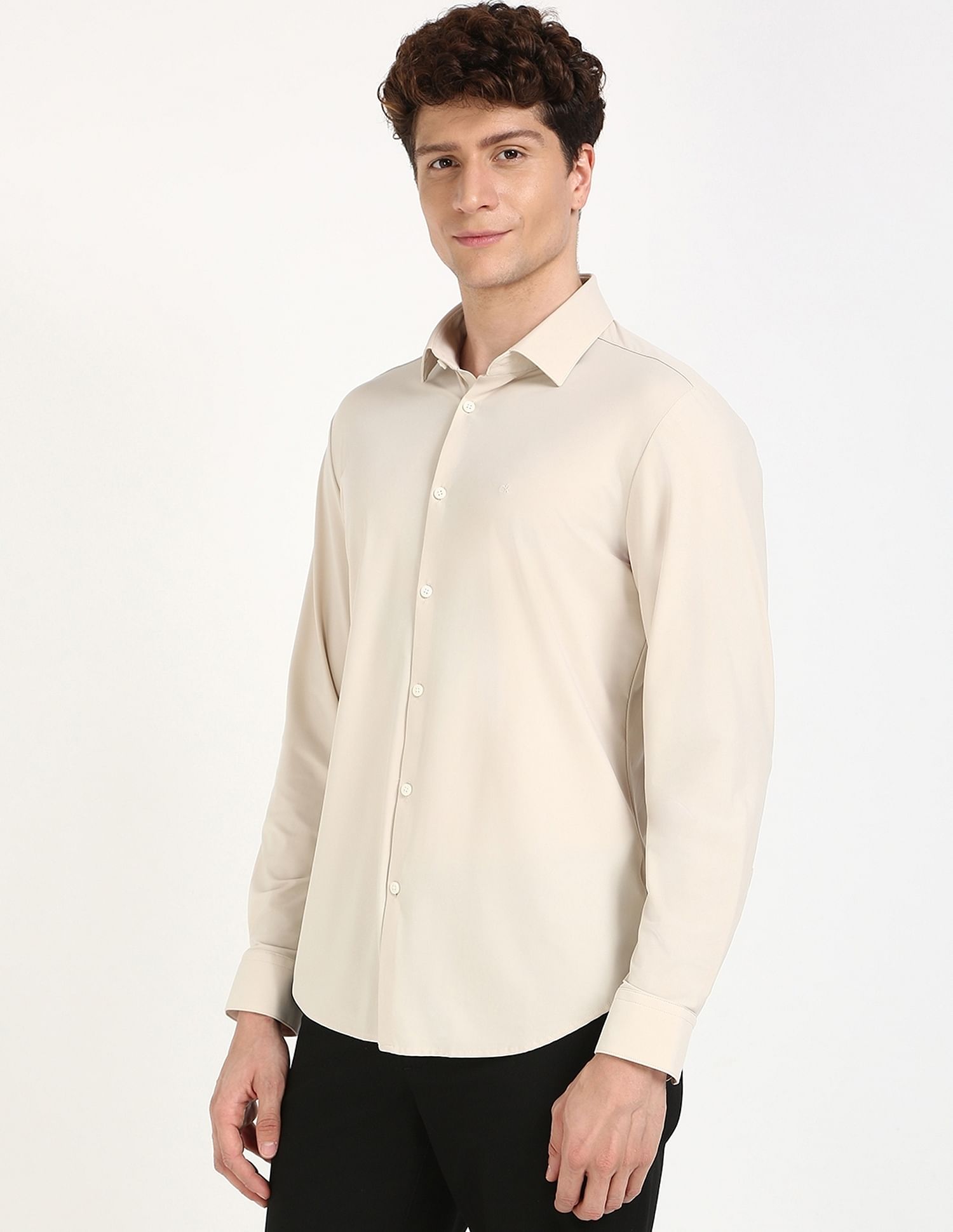 Calvin Klein Jeans Solid Slim-Fit Knit Shirt