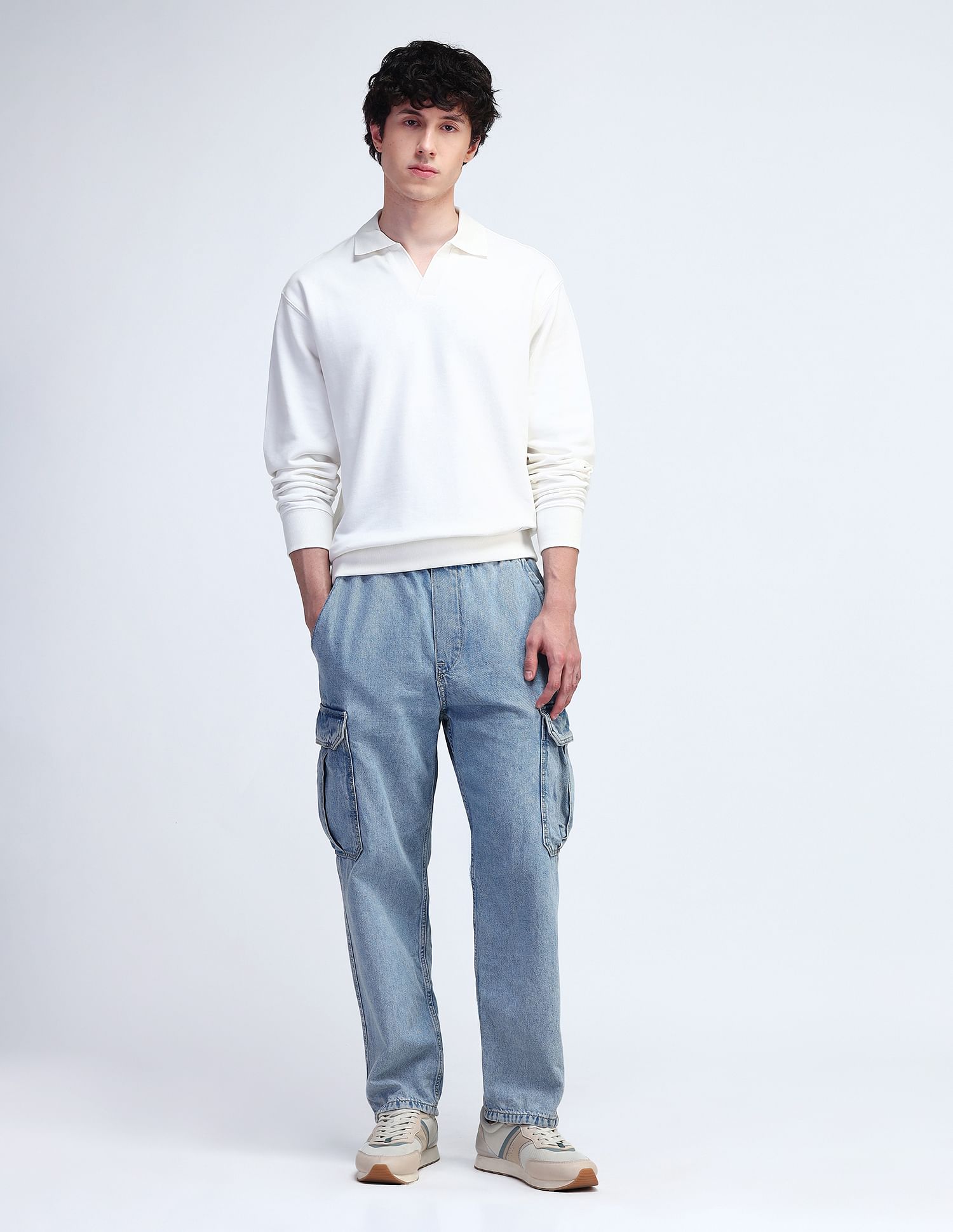 Flying Machine Relaxed Fit Solid Sweatshirt