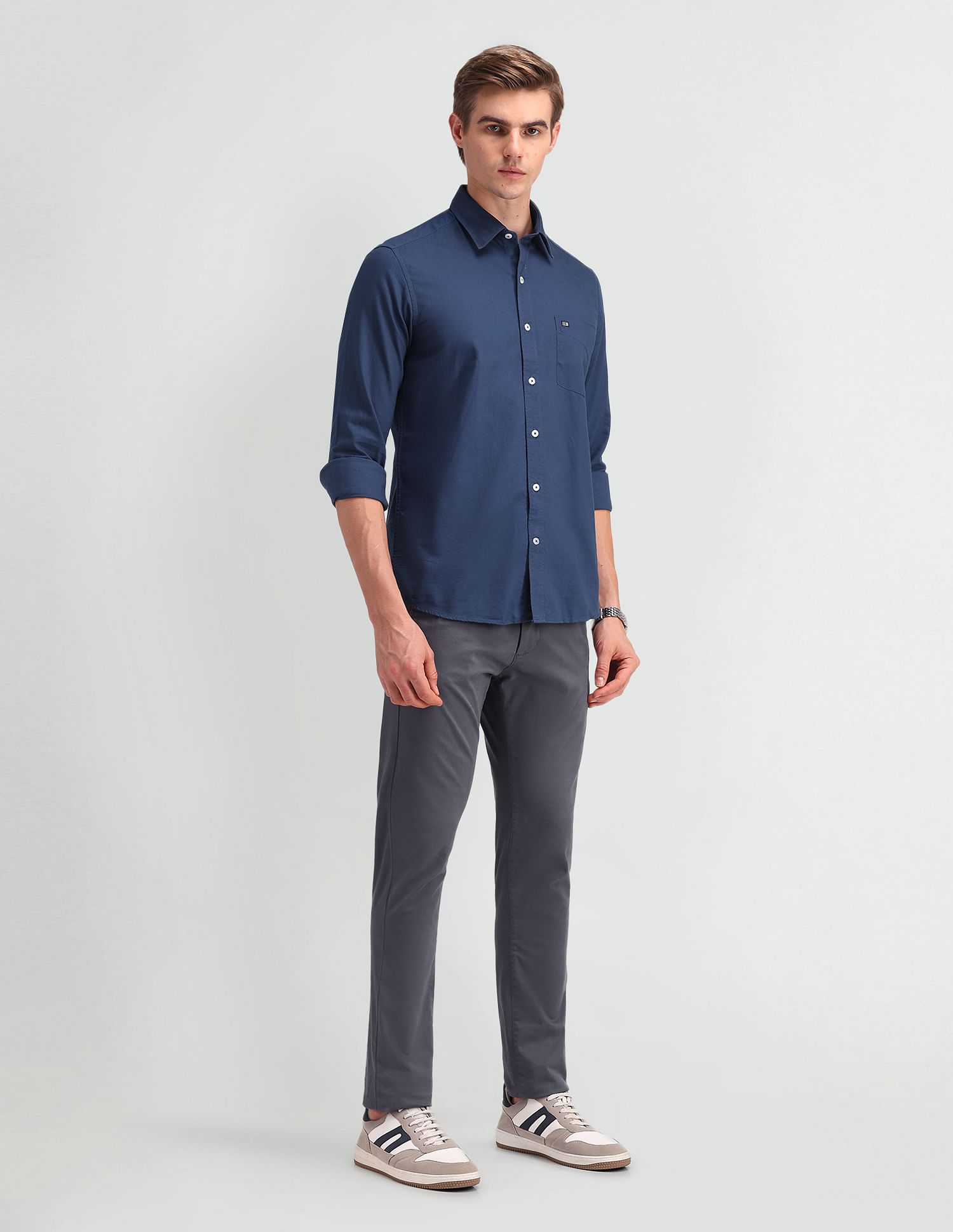Arrow Sport Manhattan Slim Fit Solid Shirt