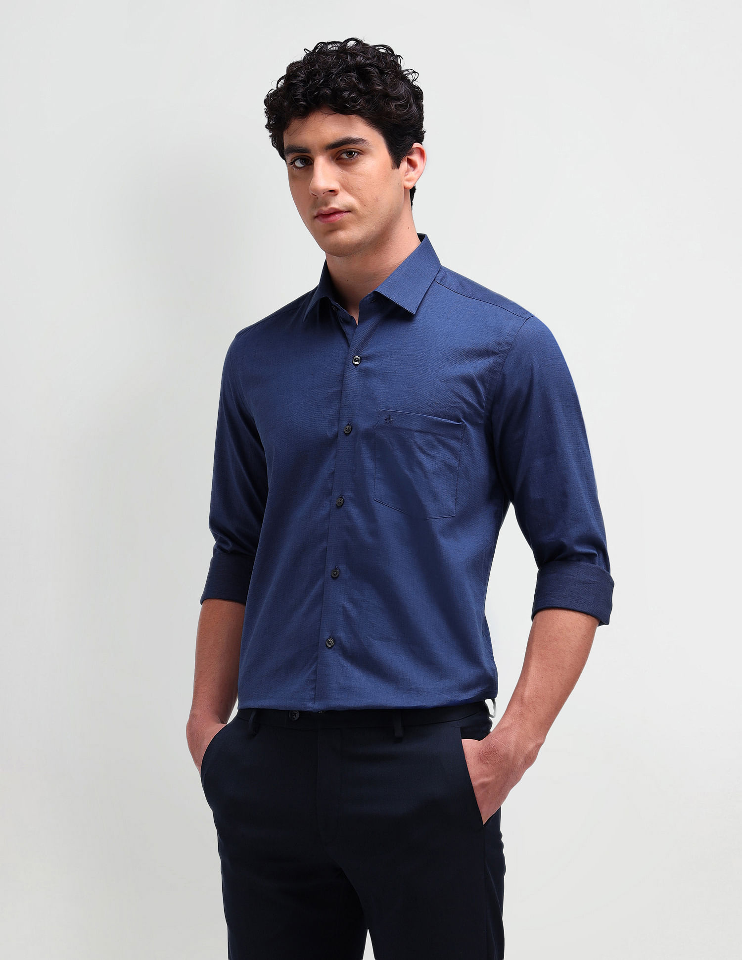 Arrow Manhattan Slim Dobby Shirt