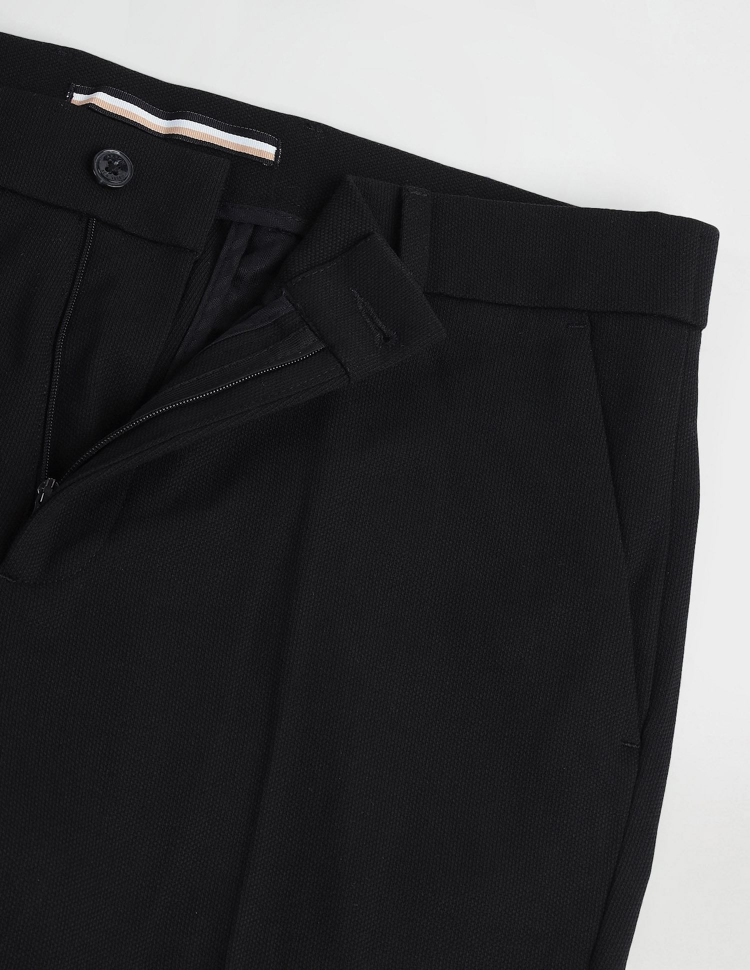 Arrow Newyork Solid Smart Flex Trousers