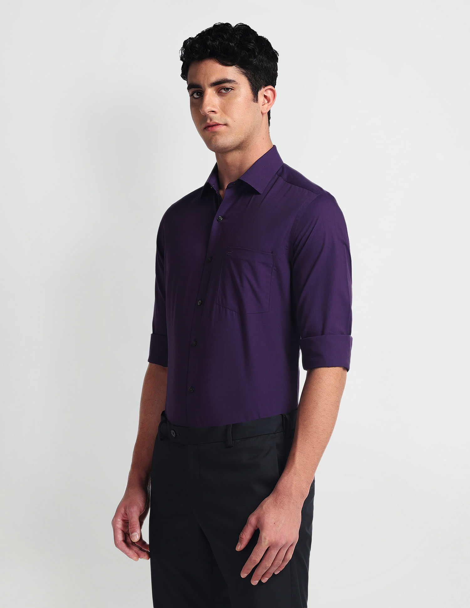 Arrow Pure Cotton Manhattan Slim Shirt