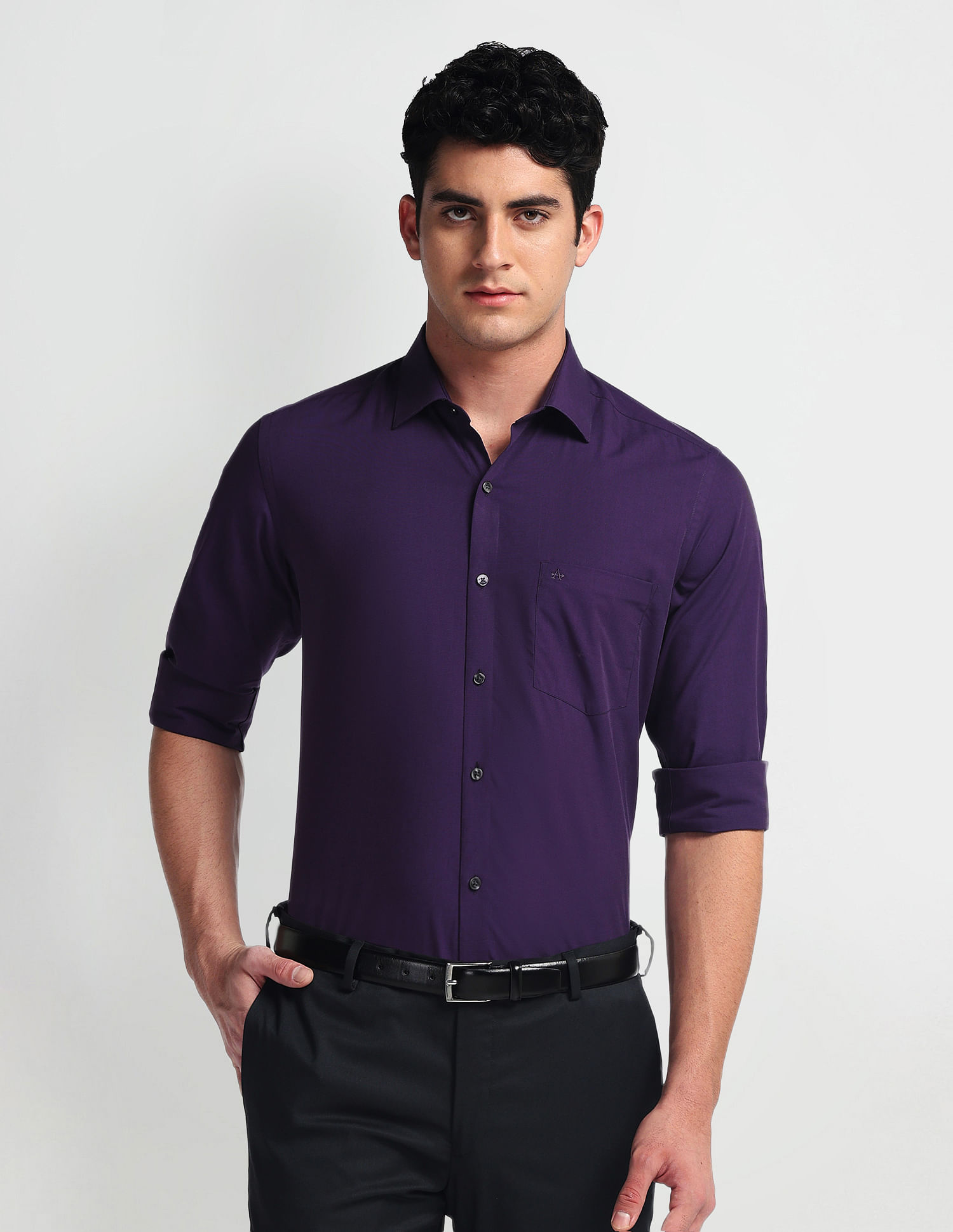 Arrow Pure Cotton Manhattan Slim Shirt