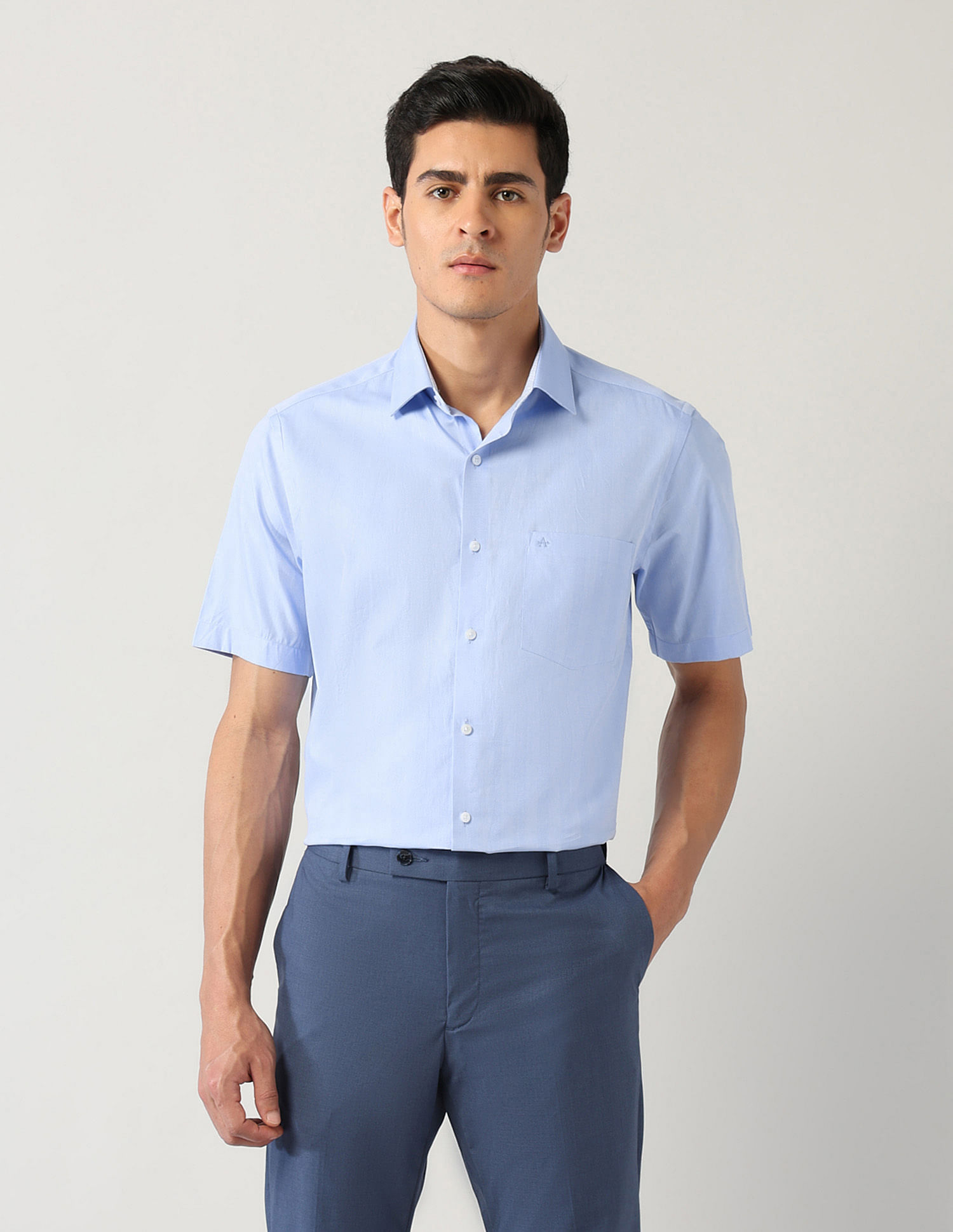Arrow Liberty Classic Fit Textured Pure Cotton Shirt