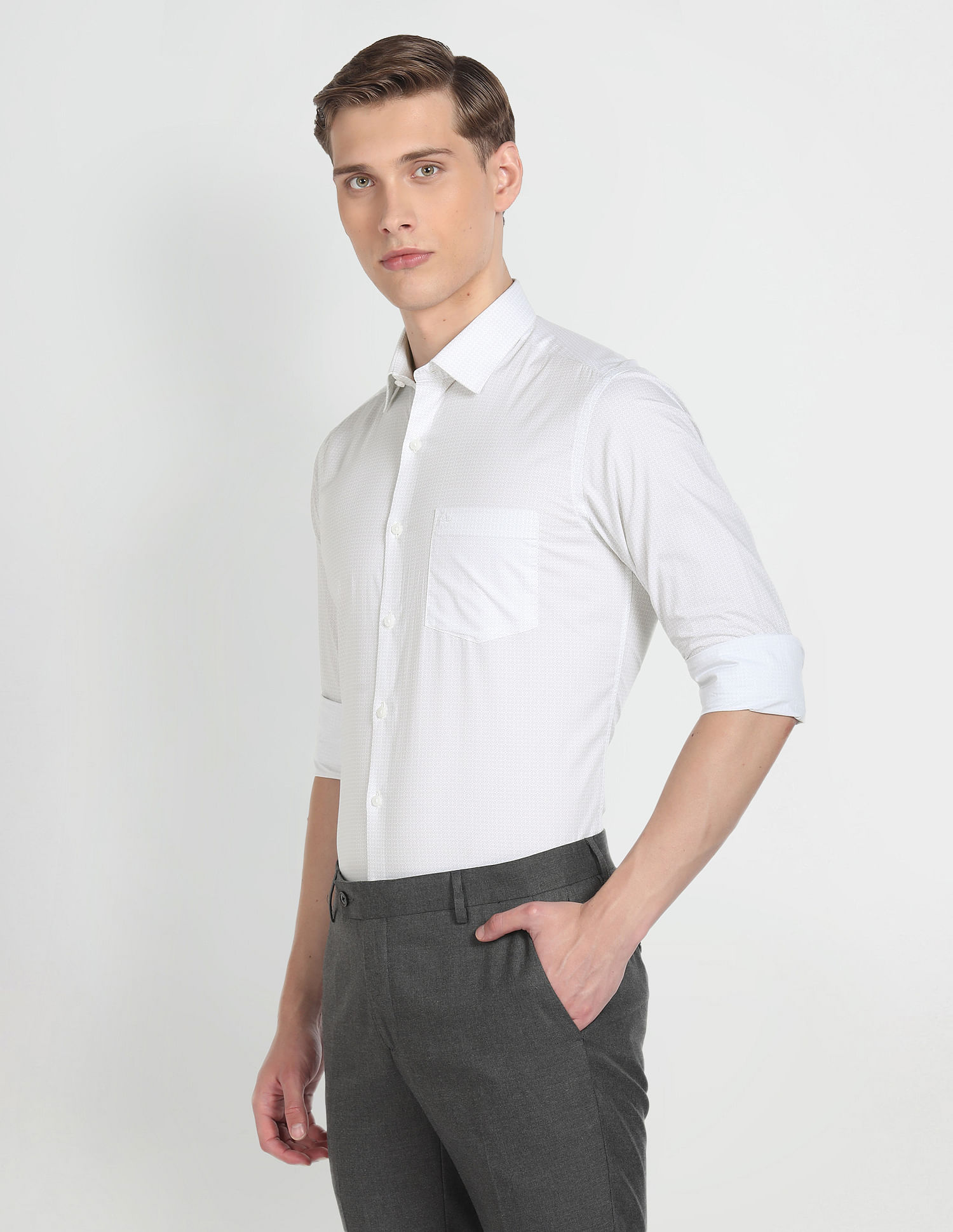 Arrow Manhattan Slim Fit Cotton Shirt