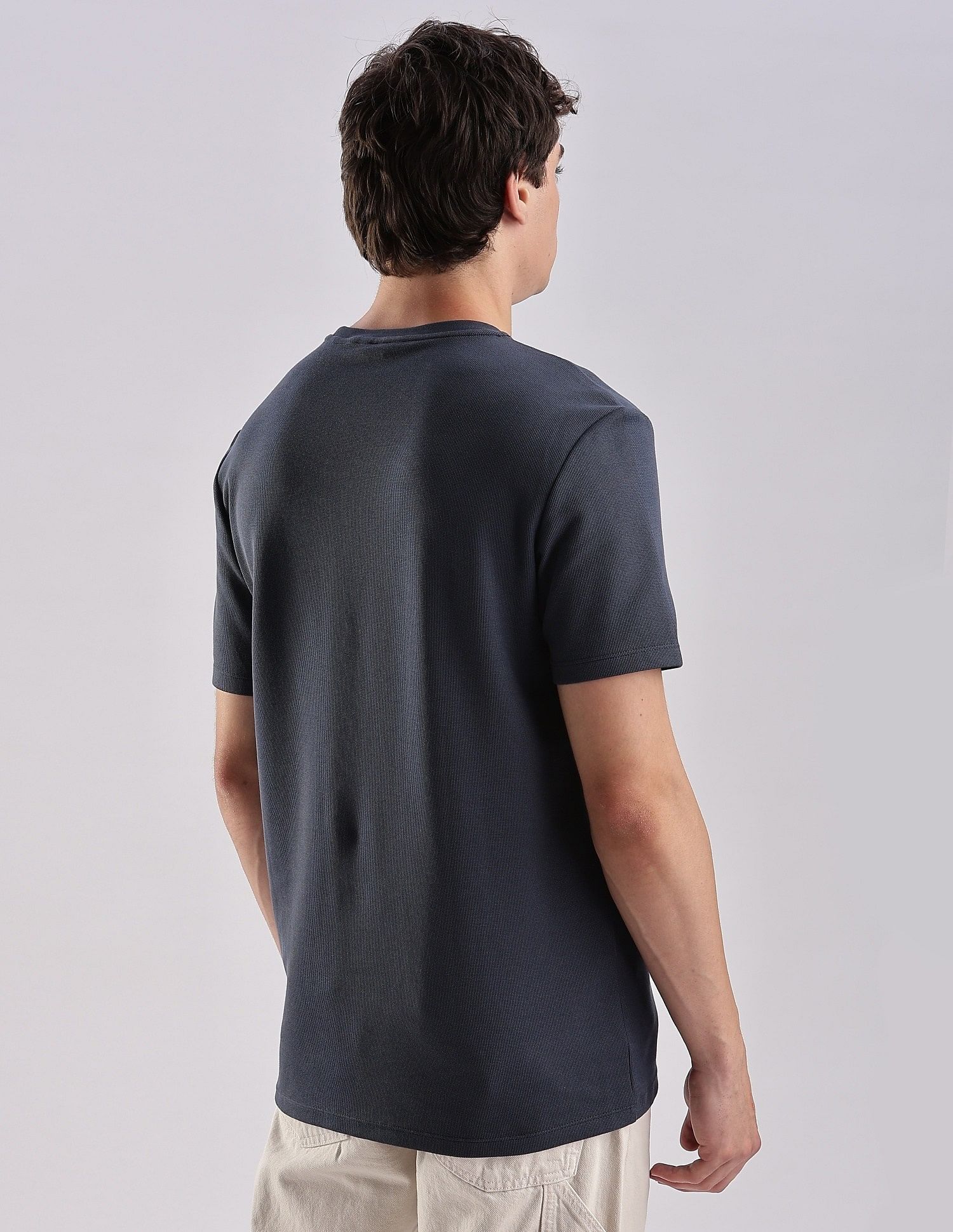 Calvin Klein Jeans Regular-Fit Solid Cotton T-Shirt