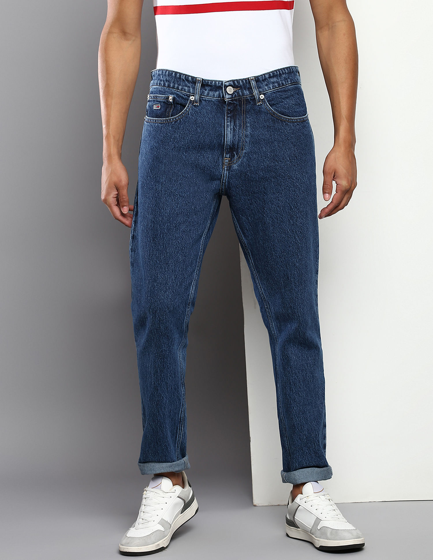 Tommy Hilfiger Men Dark Blue Rinsed Austin Slim Tapered Fit Jeans
