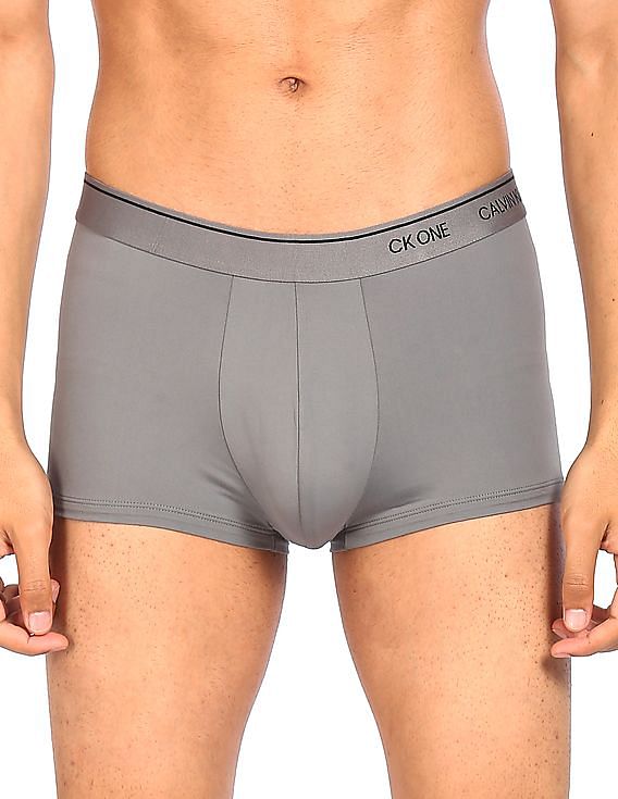 Buy Calvin Klein Underwear Men Grey Low Rise Solid Trunks 