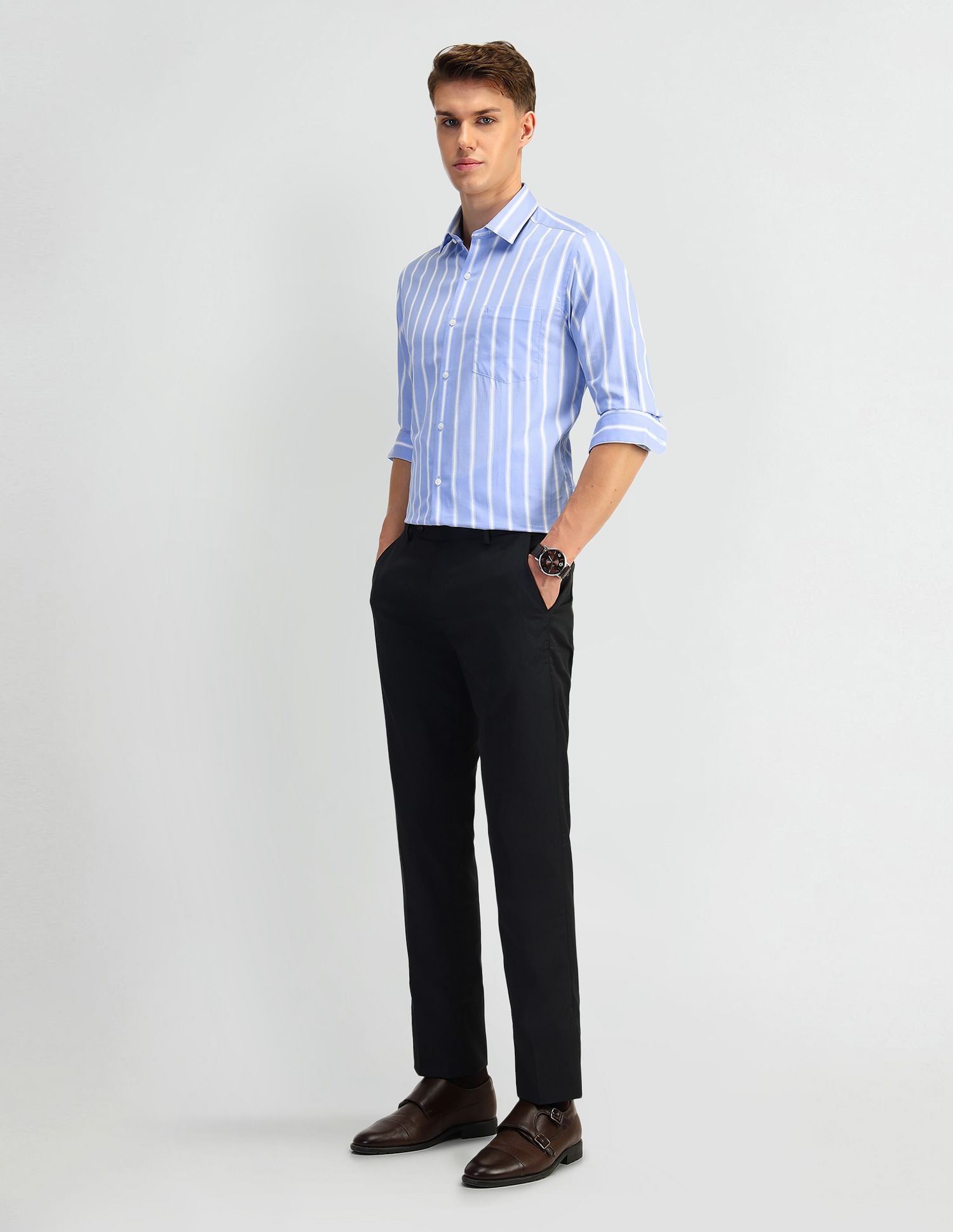 Arrow Manhattan Slim Fit Solid Shirt