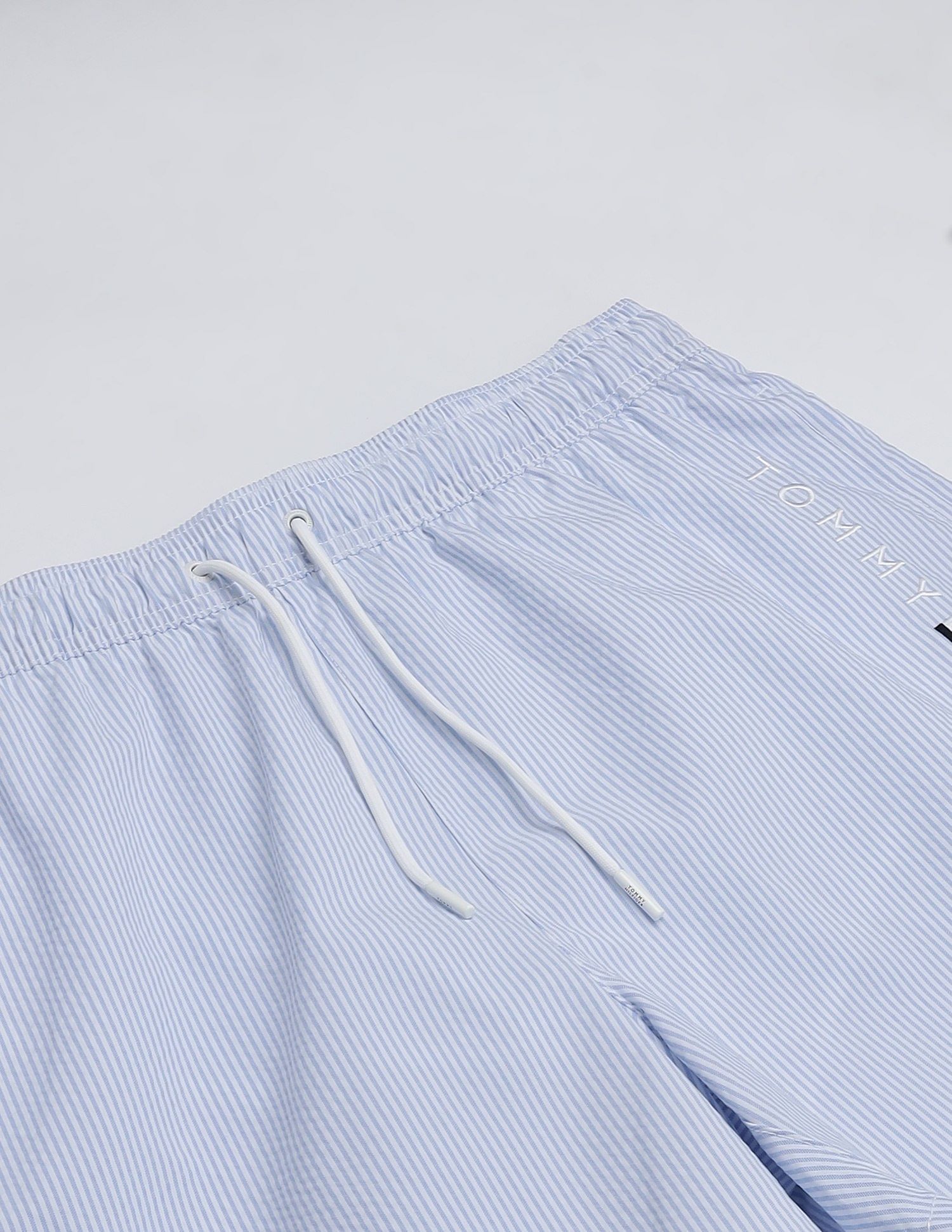 Tommy Hilfiger Regular-Fit Solid Mid Rise Shorts