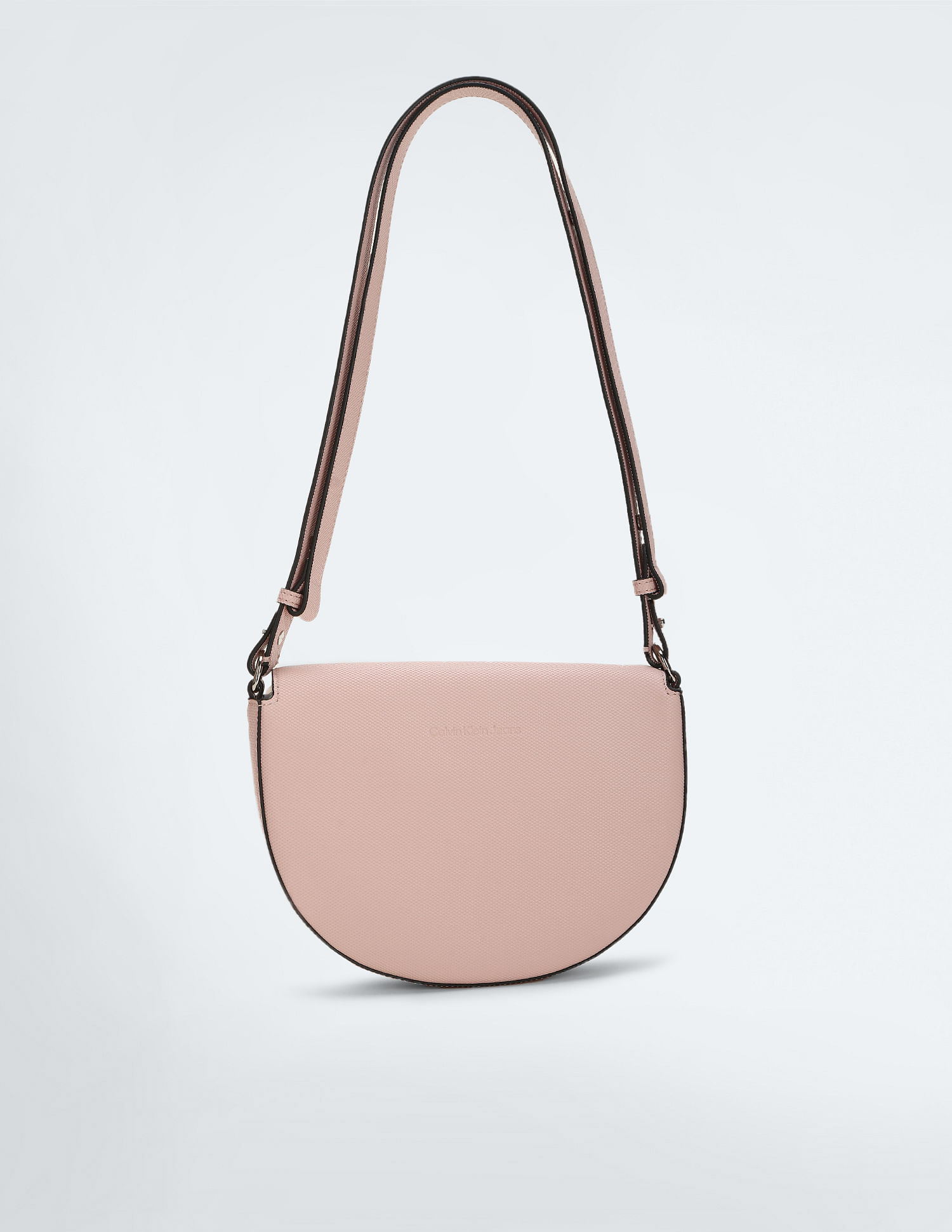 カルバンクライン   Jeans Minimal Monogram Saddle Buy Calvin Klein Jeans Minimal Monogram Saddle Bag - NNNOW.com