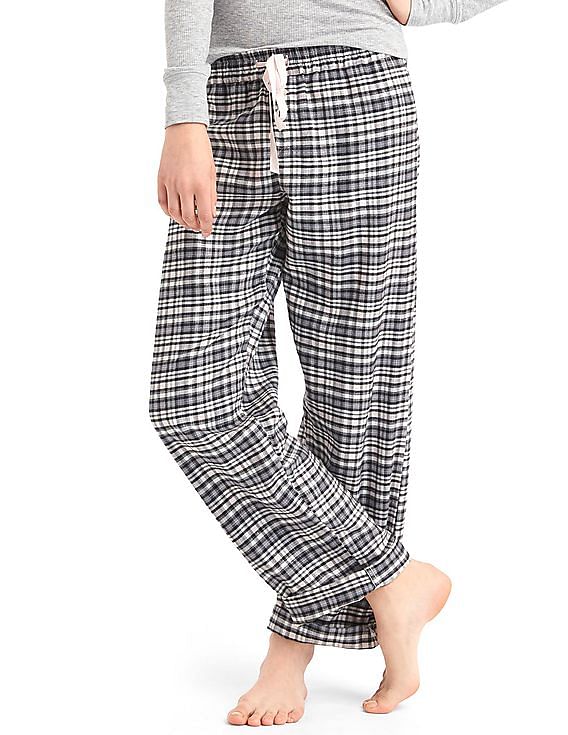 Buy GAP Women White Flannel Roll up Sleep Pants NNNOW