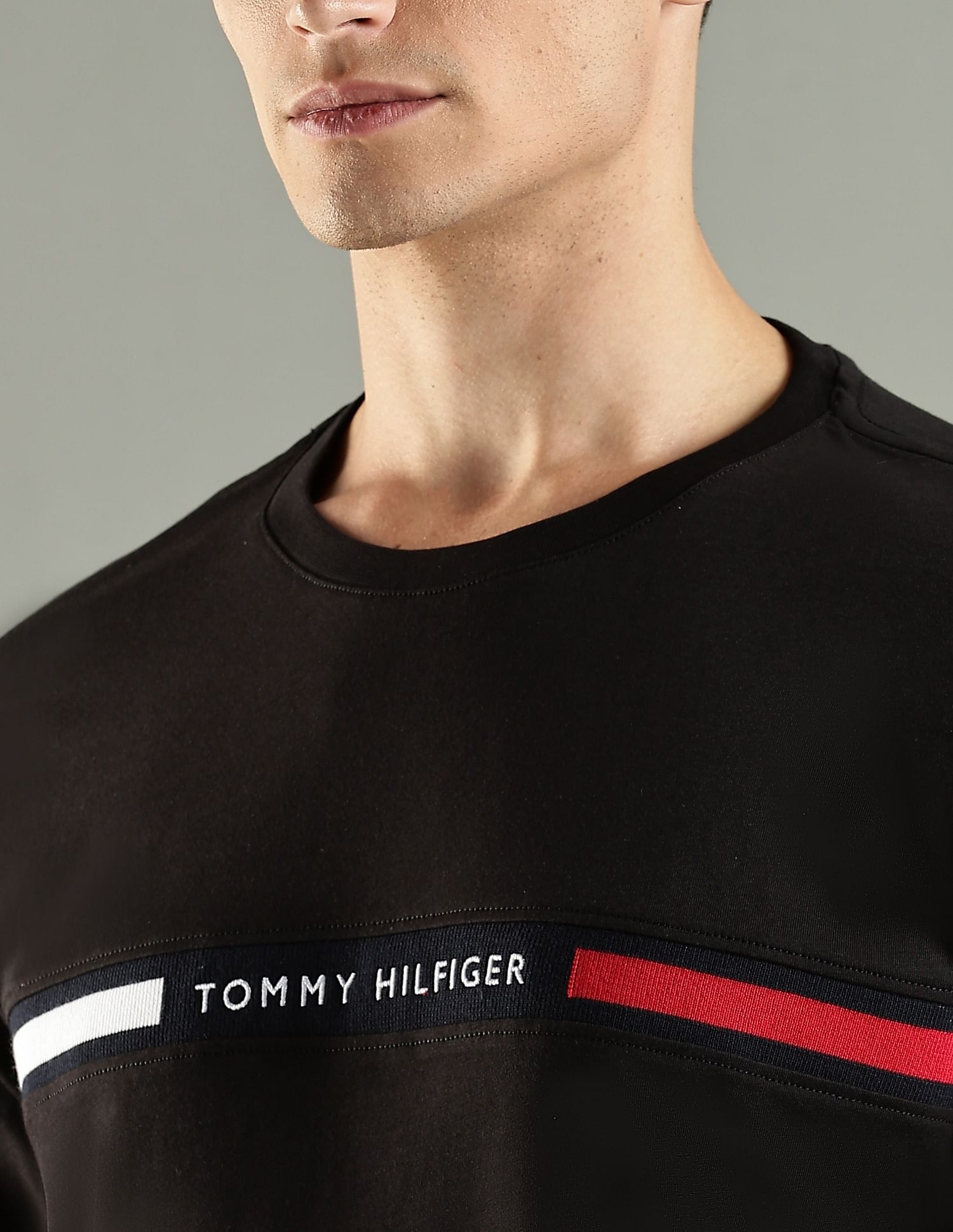 Tommy Hilfiger Embroidered Logo Regular Fit Cotton T-Shirt