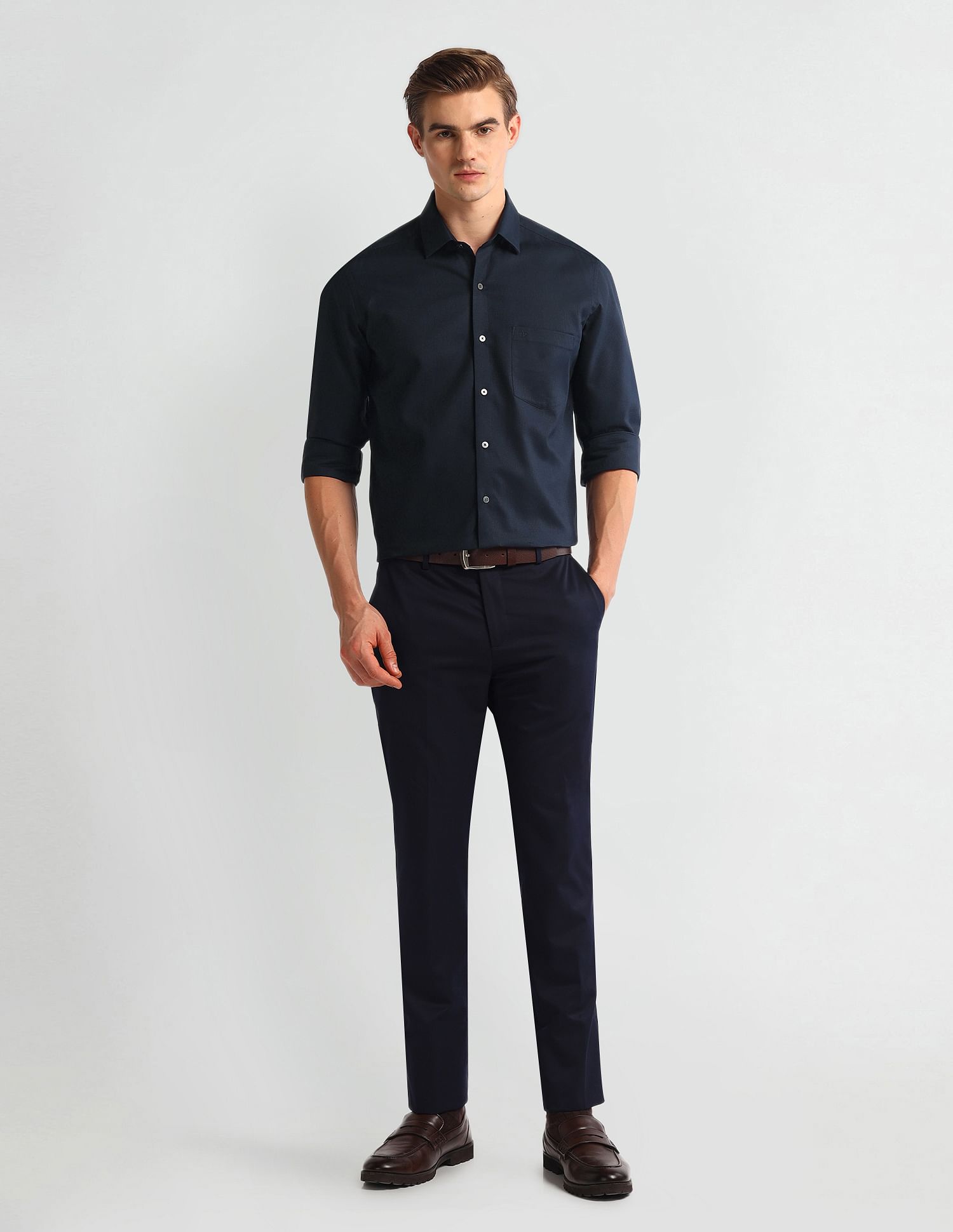Arrow Cutaway Collar Slim Fit Shirt