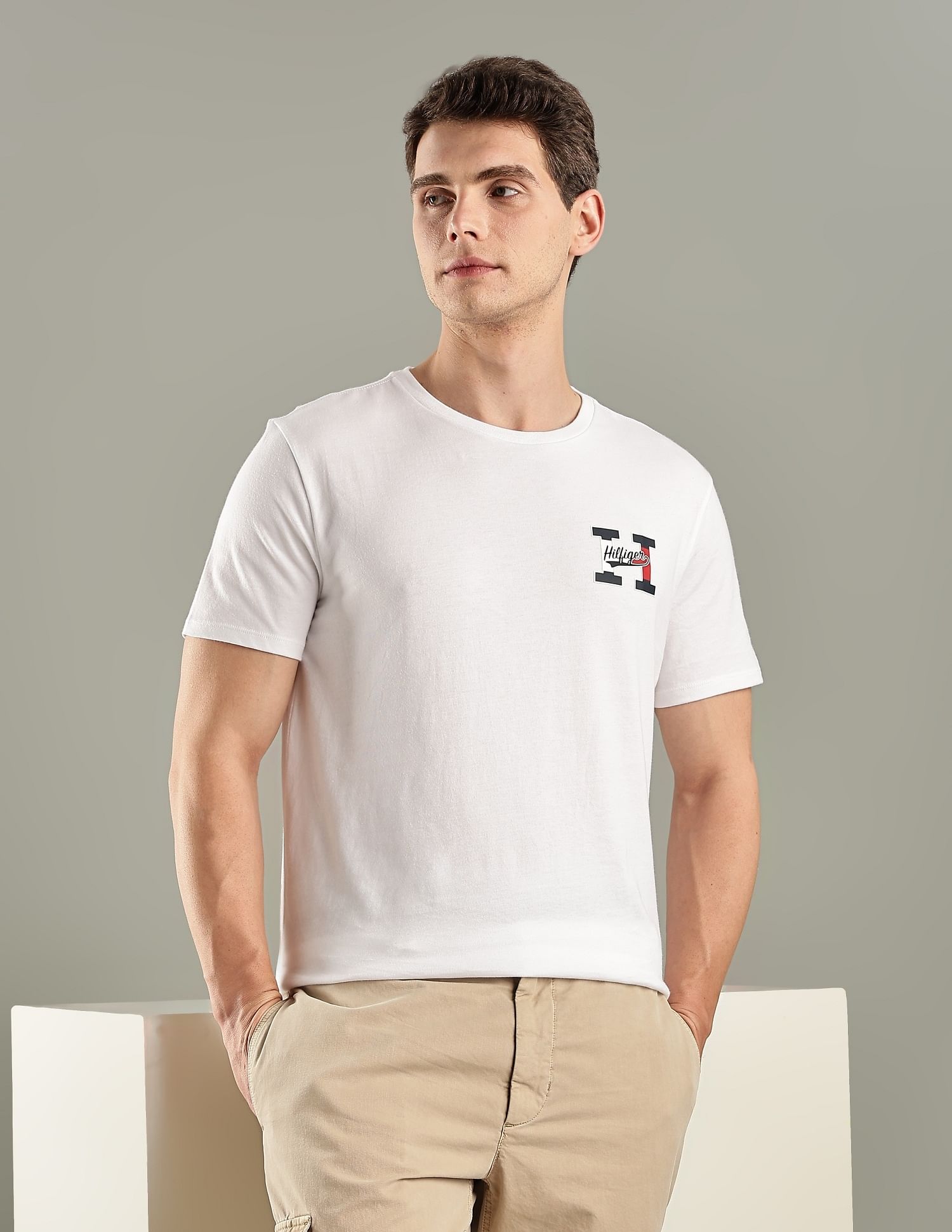 Tommy Hilfiger Logo Regular-Fit Cotton T-Shirt